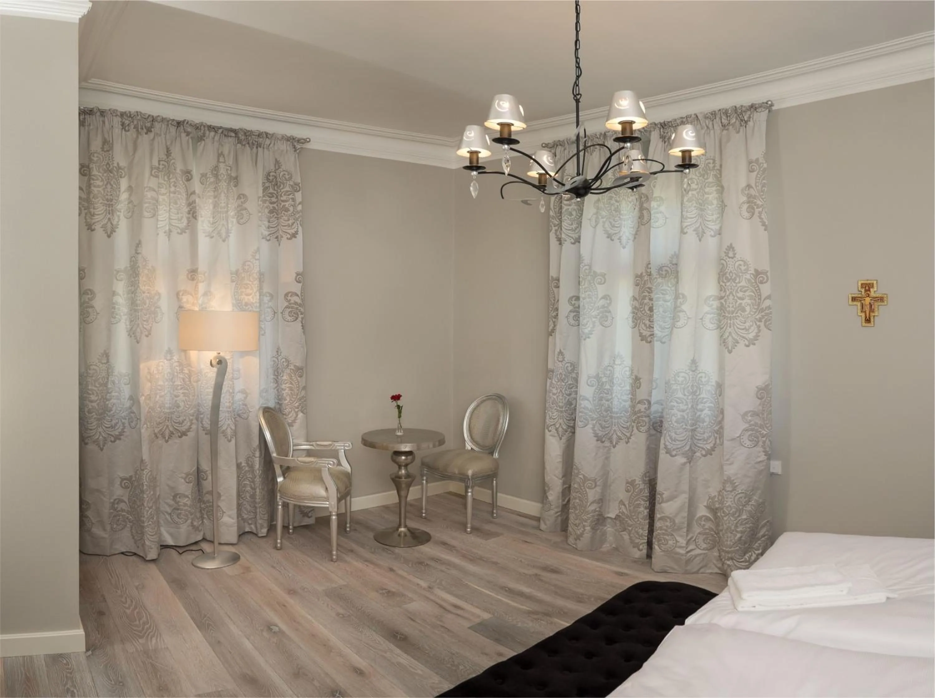 Photo of the whole room, Bed in Kloster Bonlanden