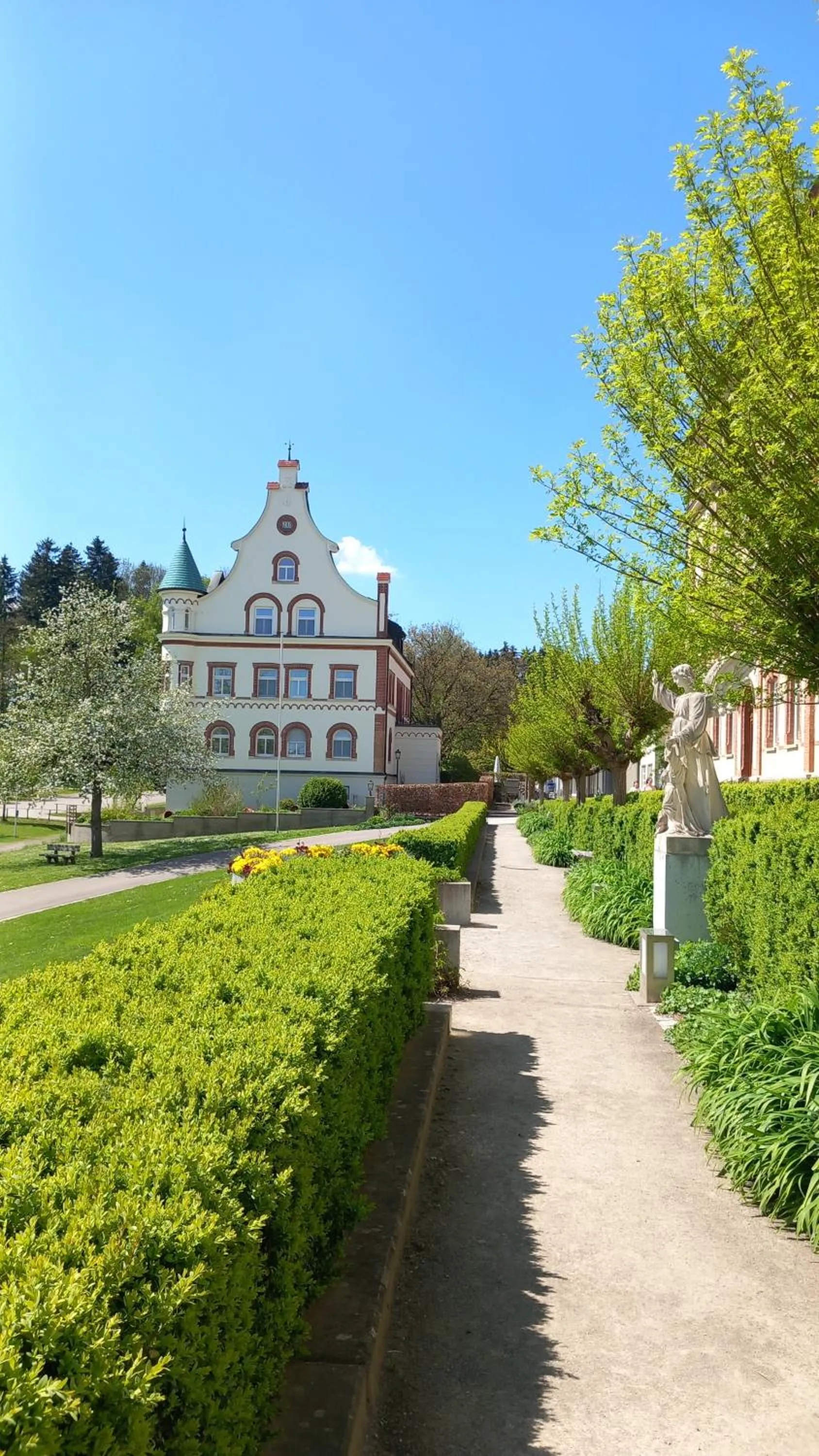Property building in Kloster Bonlanden