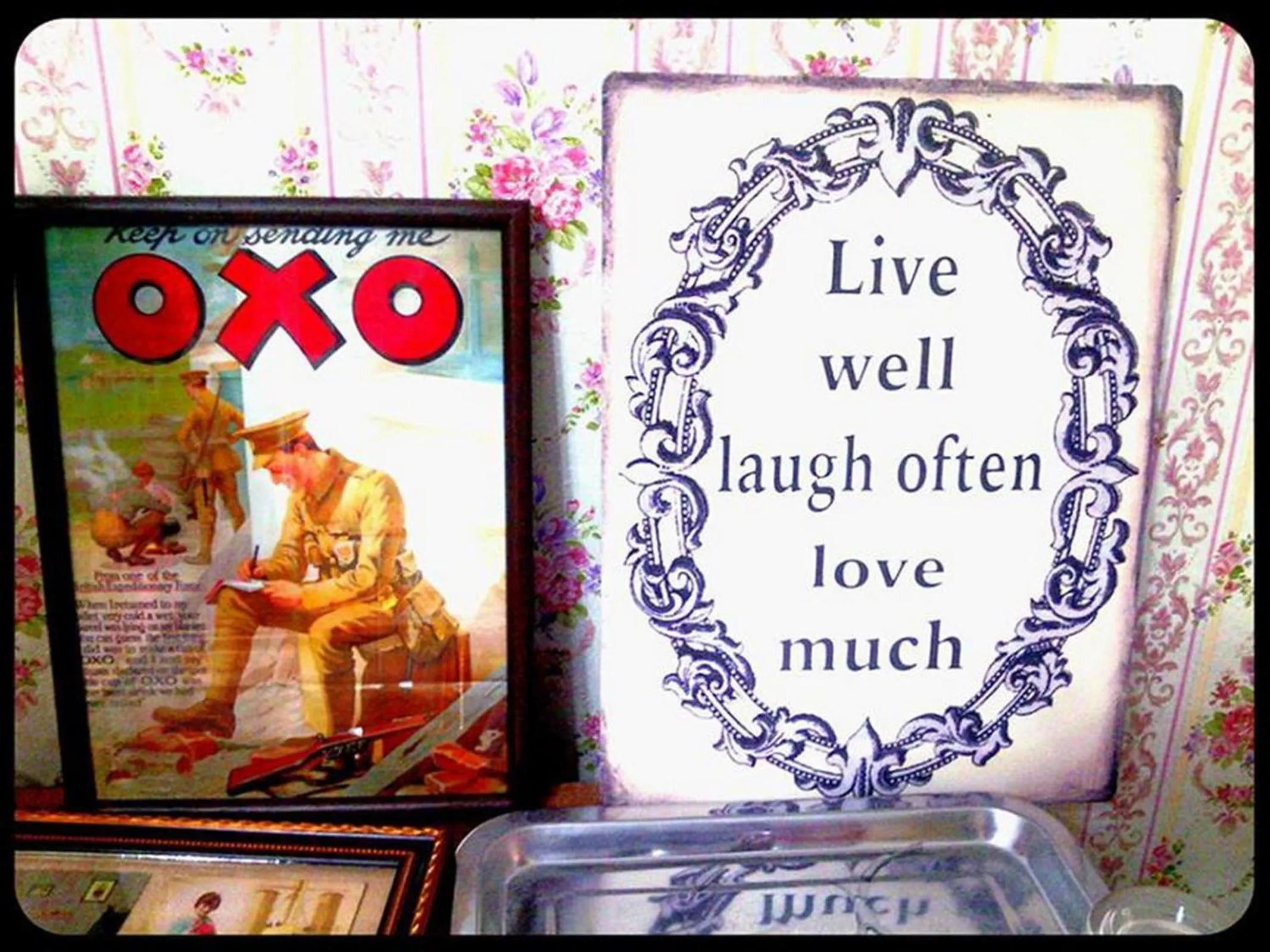 Decorative detail in The London Tearoom