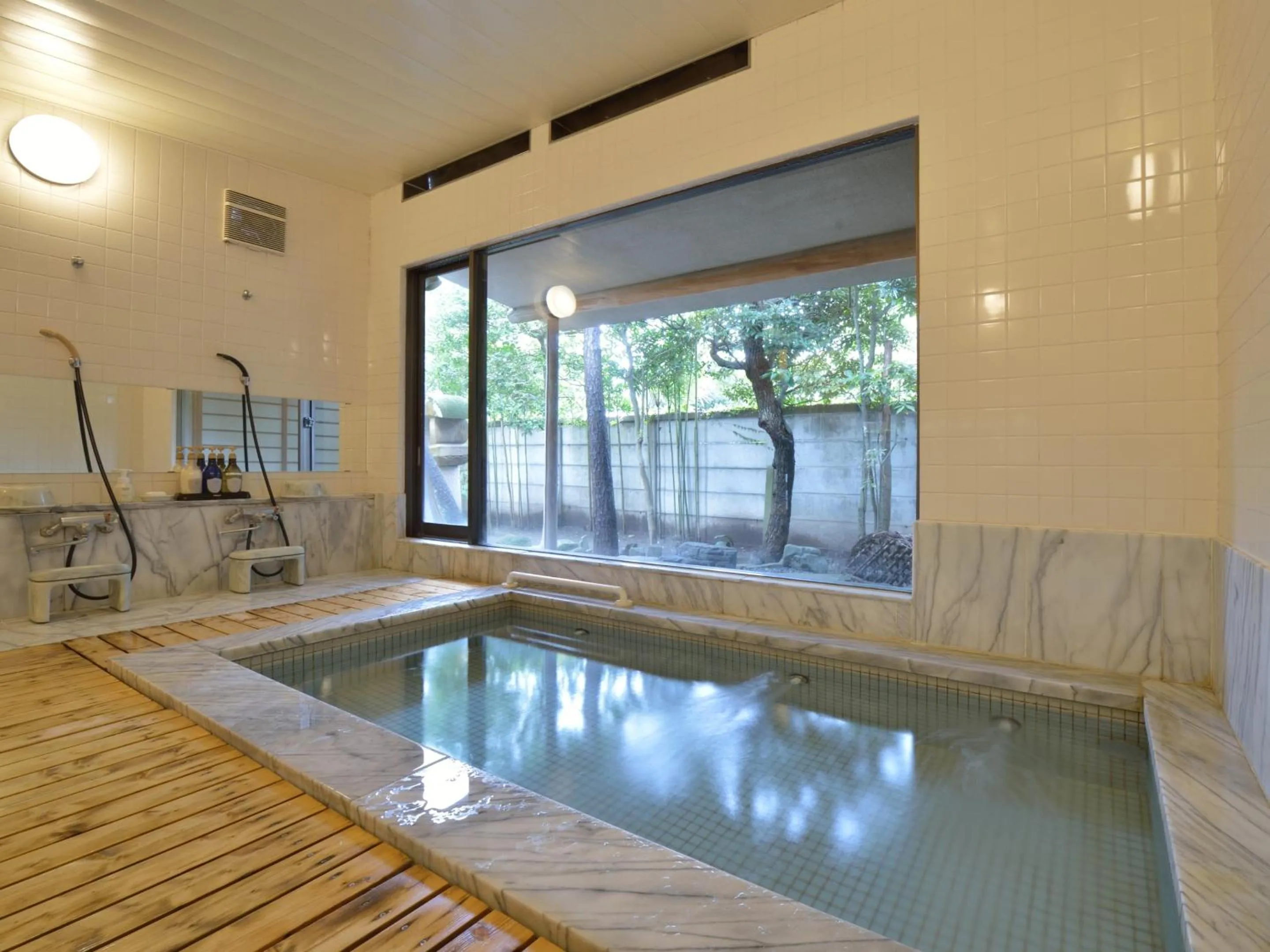 Public Bath in Kaihinsou Kamakura