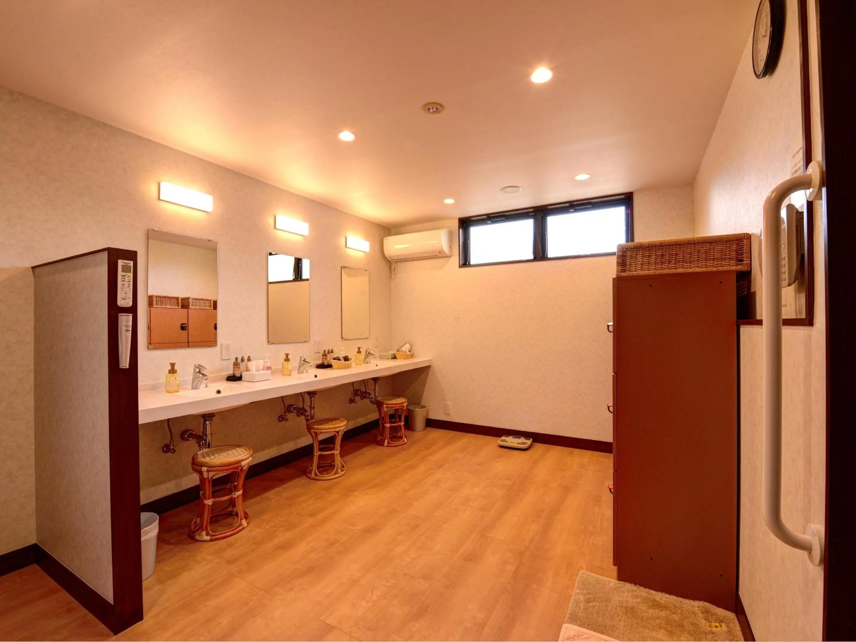 Area and facilities in Kaihinsou Kamakura