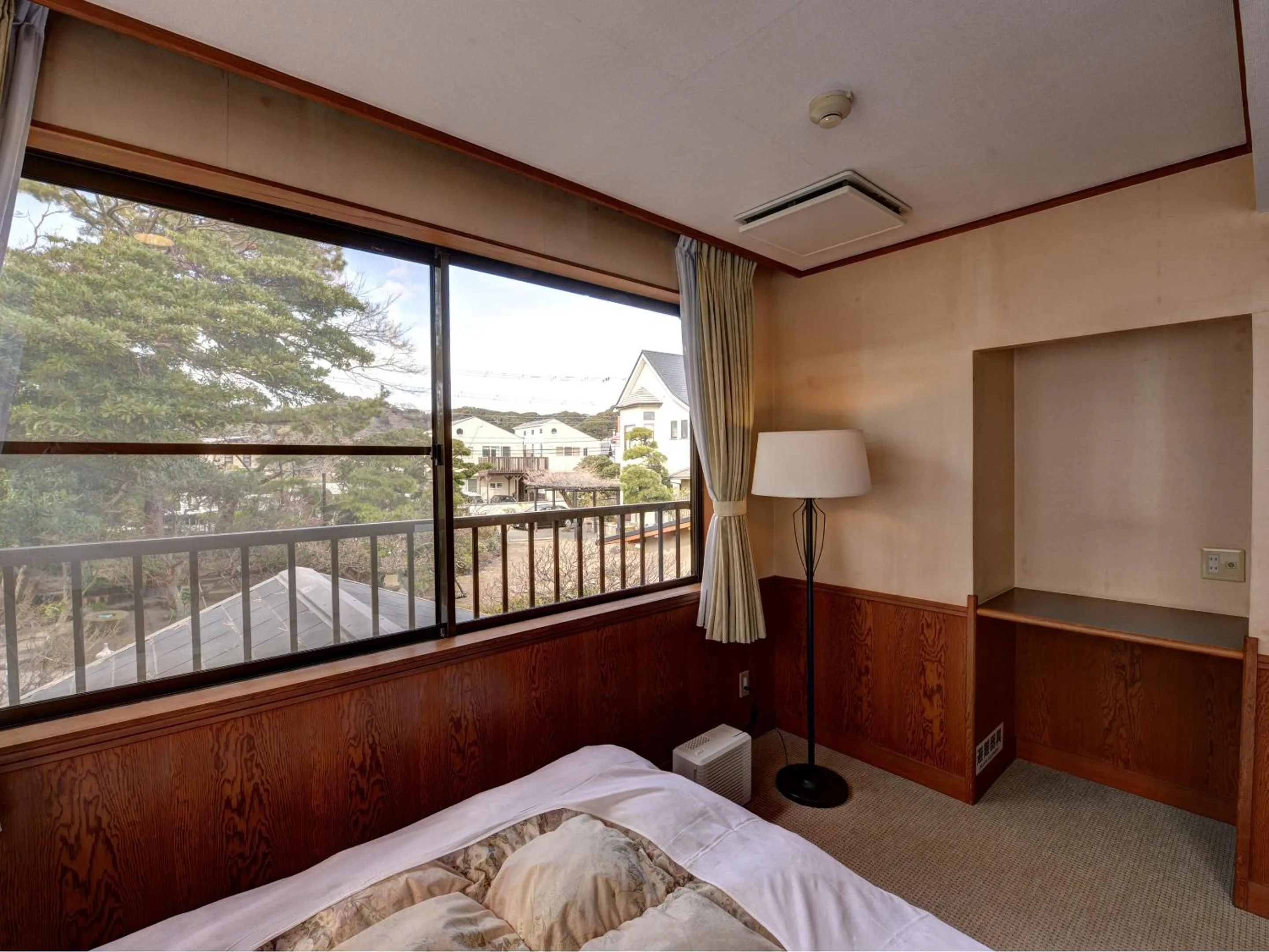 View (from property/room), Bed in Kaihinsou Kamakura