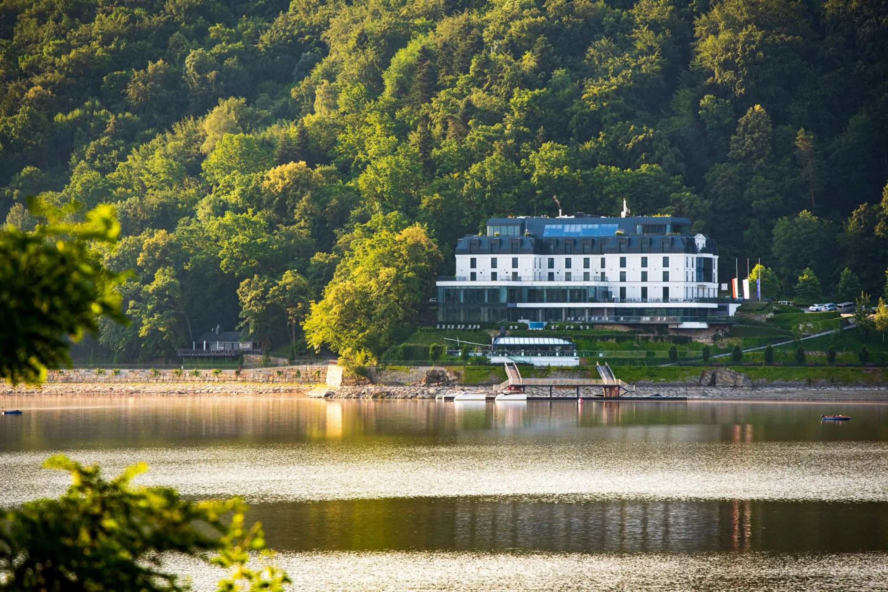 Heron Live Hotel Marina & SPA