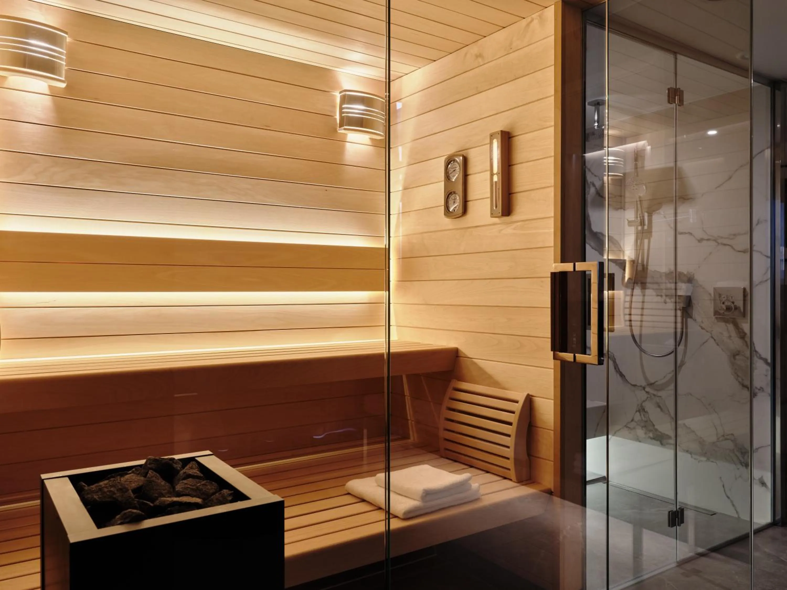 Heron Live Hotel Marina & SPA