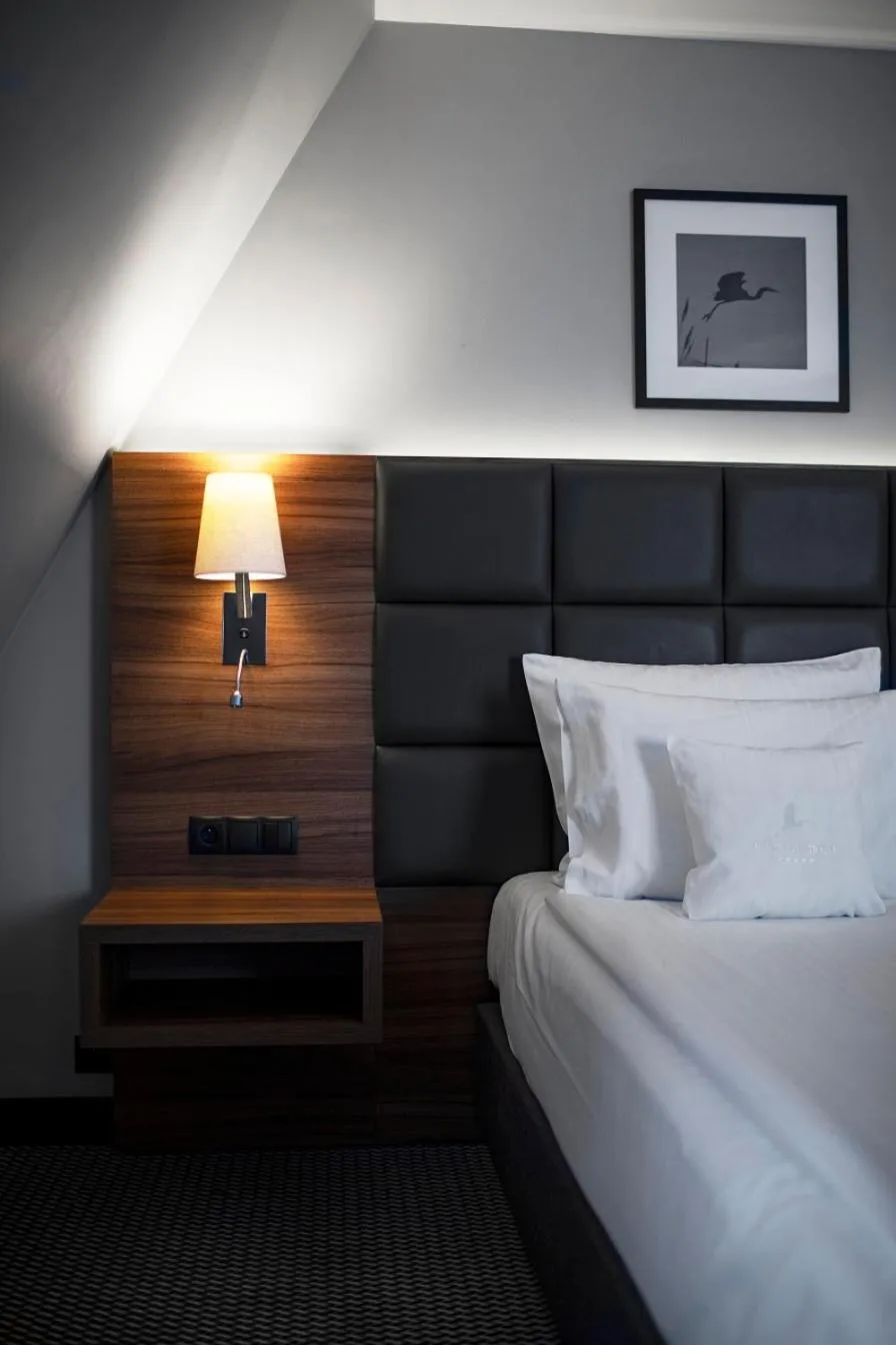 Bed in Heron Live Hotel Marina & SPA