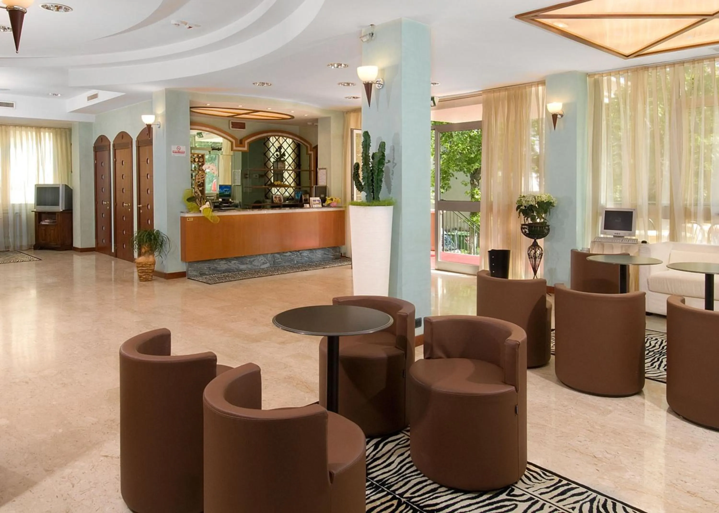 Lobby or reception in Hotel Savoia