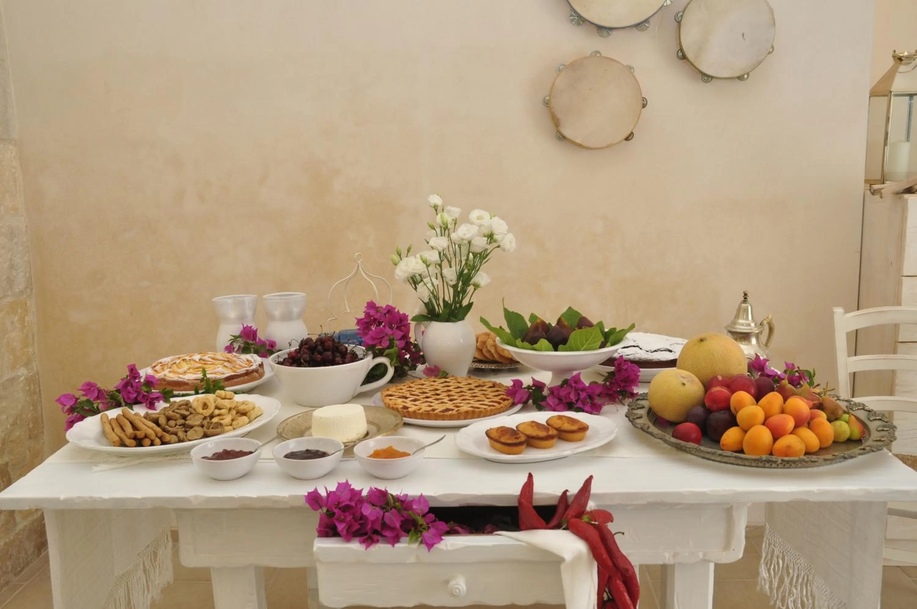 Italian breakfast in Agriturismo La Turrita