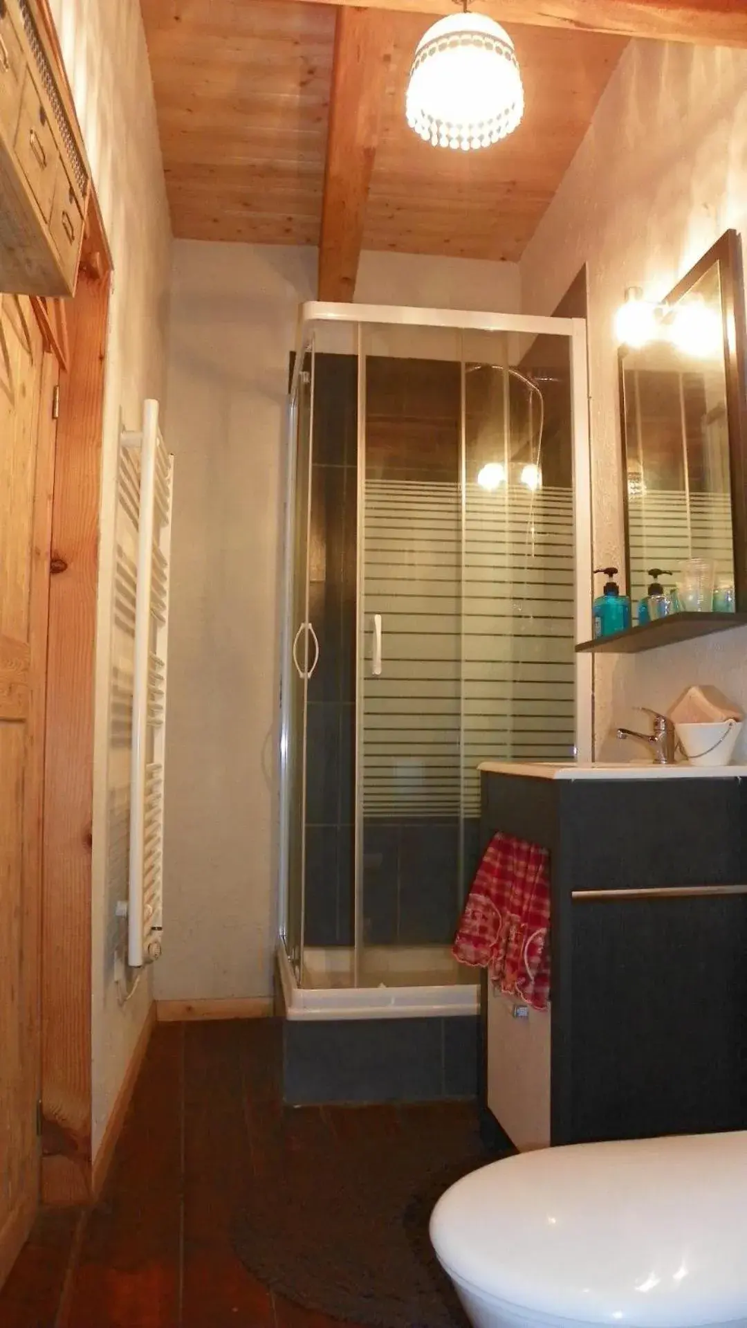Double Room in Gite Du Bois De L'ours Double Room in Gite Du Bois De L'ours