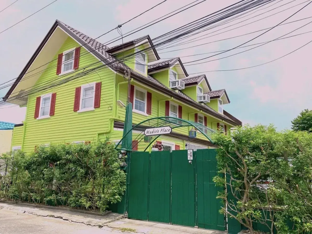 Vacation Home in Madie's Place B&B with Private Pool in Santa Rosa near Enchanted Kingdom Vacation Home in Madie's Place B&B with Private Pool in Santa Rosa near Enchanted Kingdom