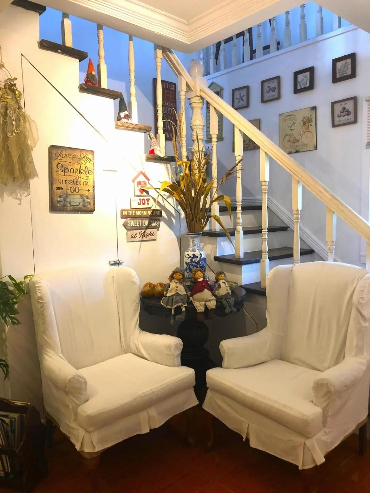 Living room in Madie's Place B&B with Private Pool in Santa Rosa near Enchanted Kingdom