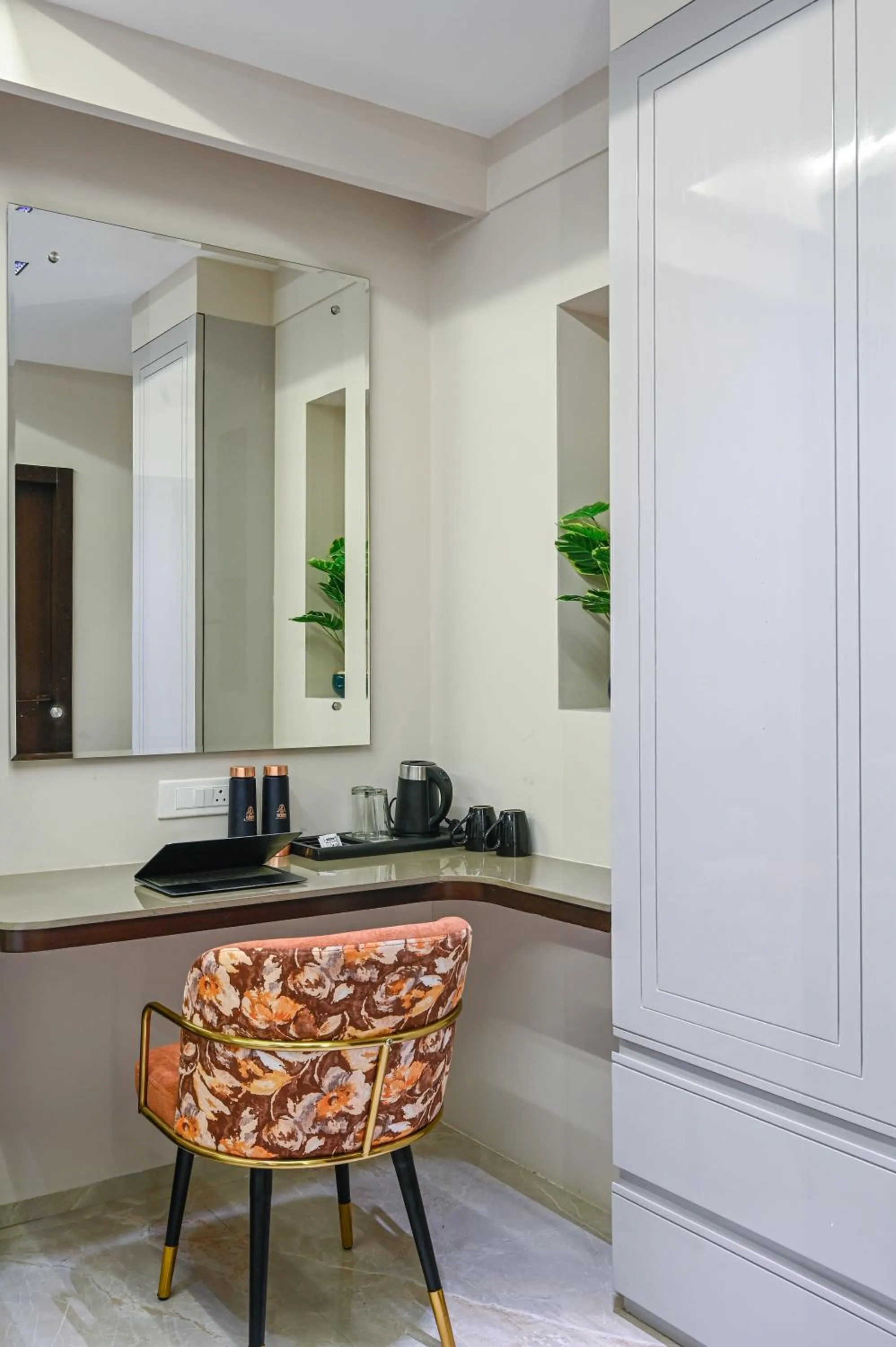 Seating area in Hotel Grand Girdhar Premier