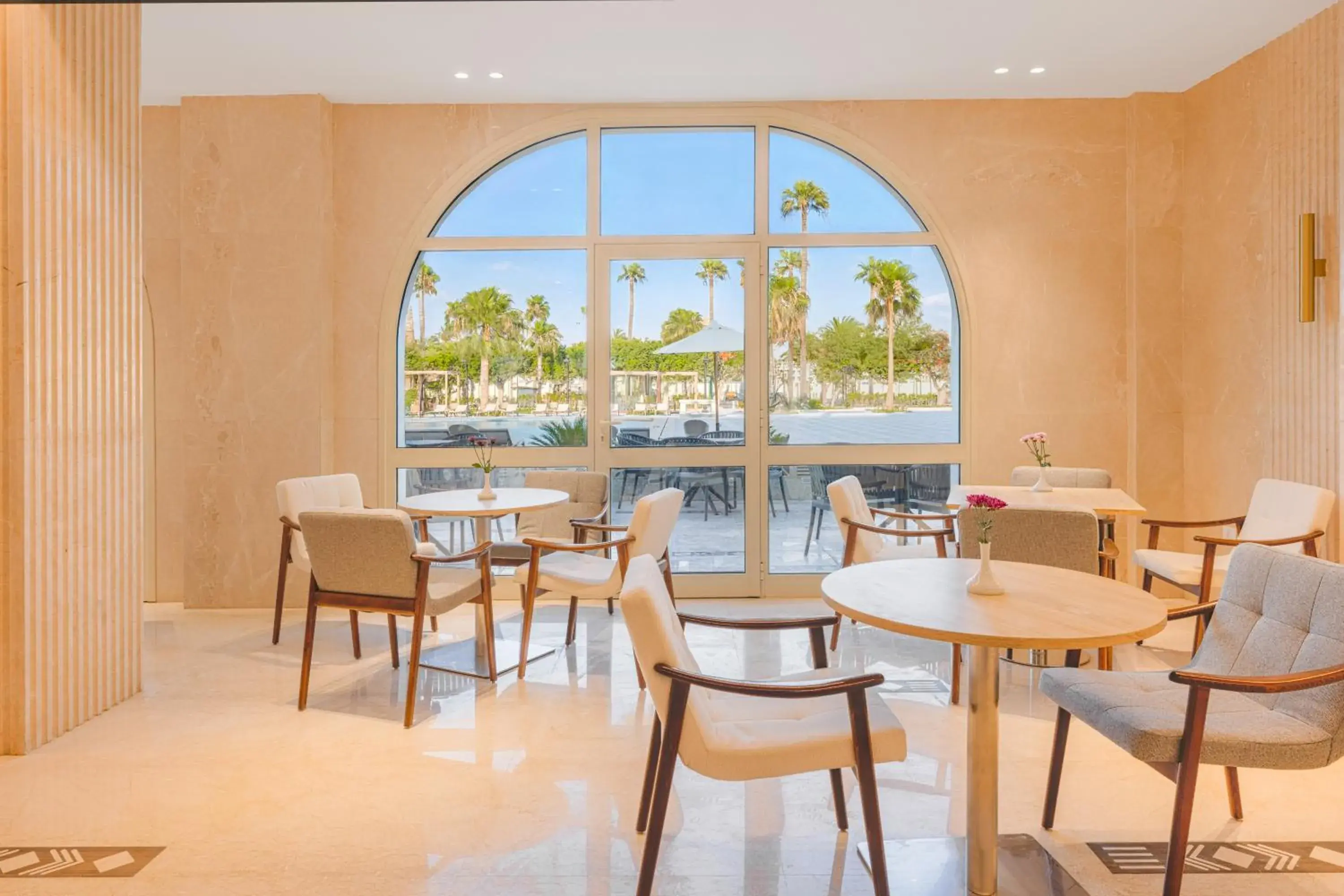 Restaurant/places to eat in Helnan Antoniades Palace Hotel Restaurant/places to eat in Helnan Antoniades Palace Hotel