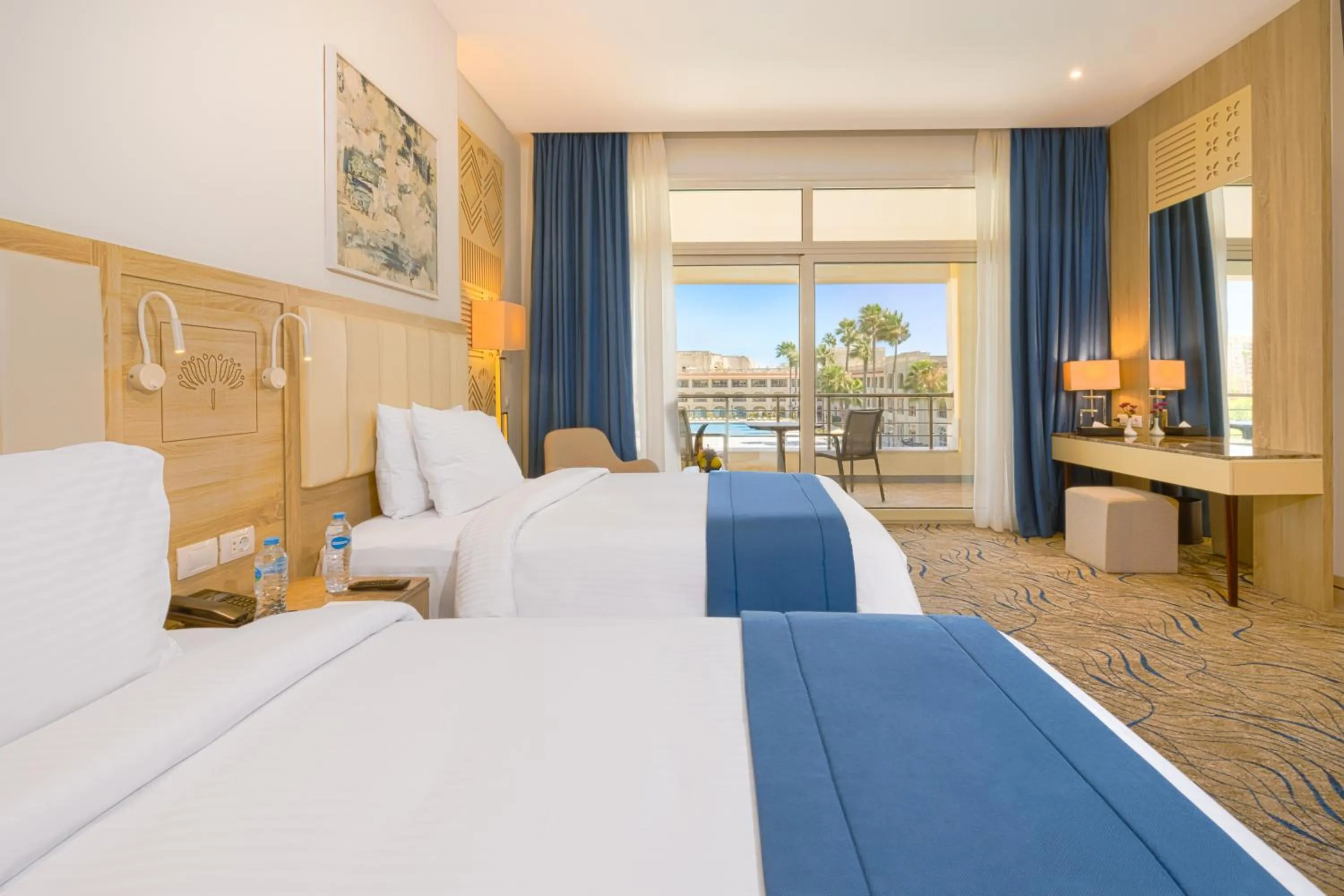 Bedroom, Bed in Helnan Antoniades Palace Hotel