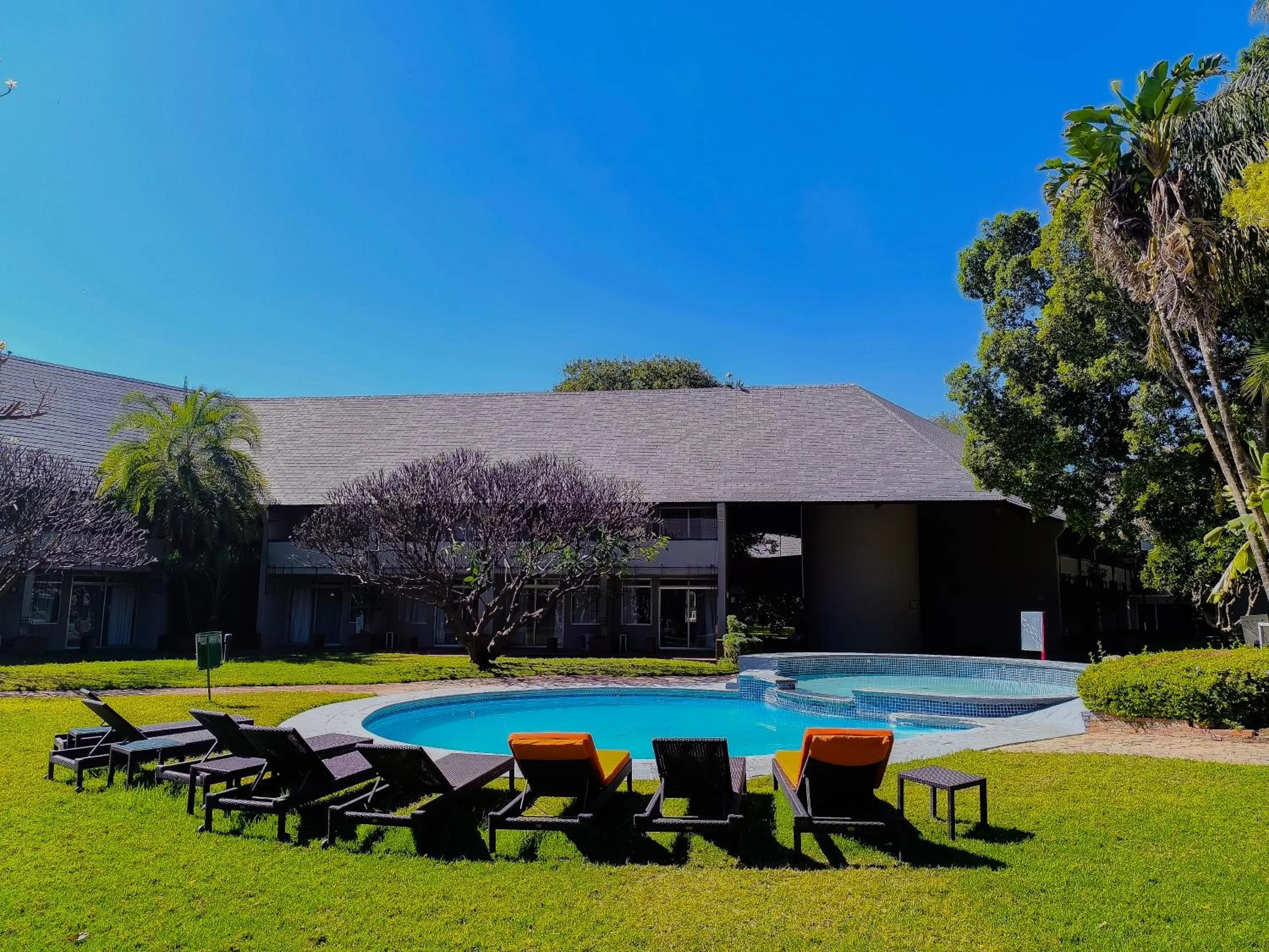 Cresta Thapama Hotel