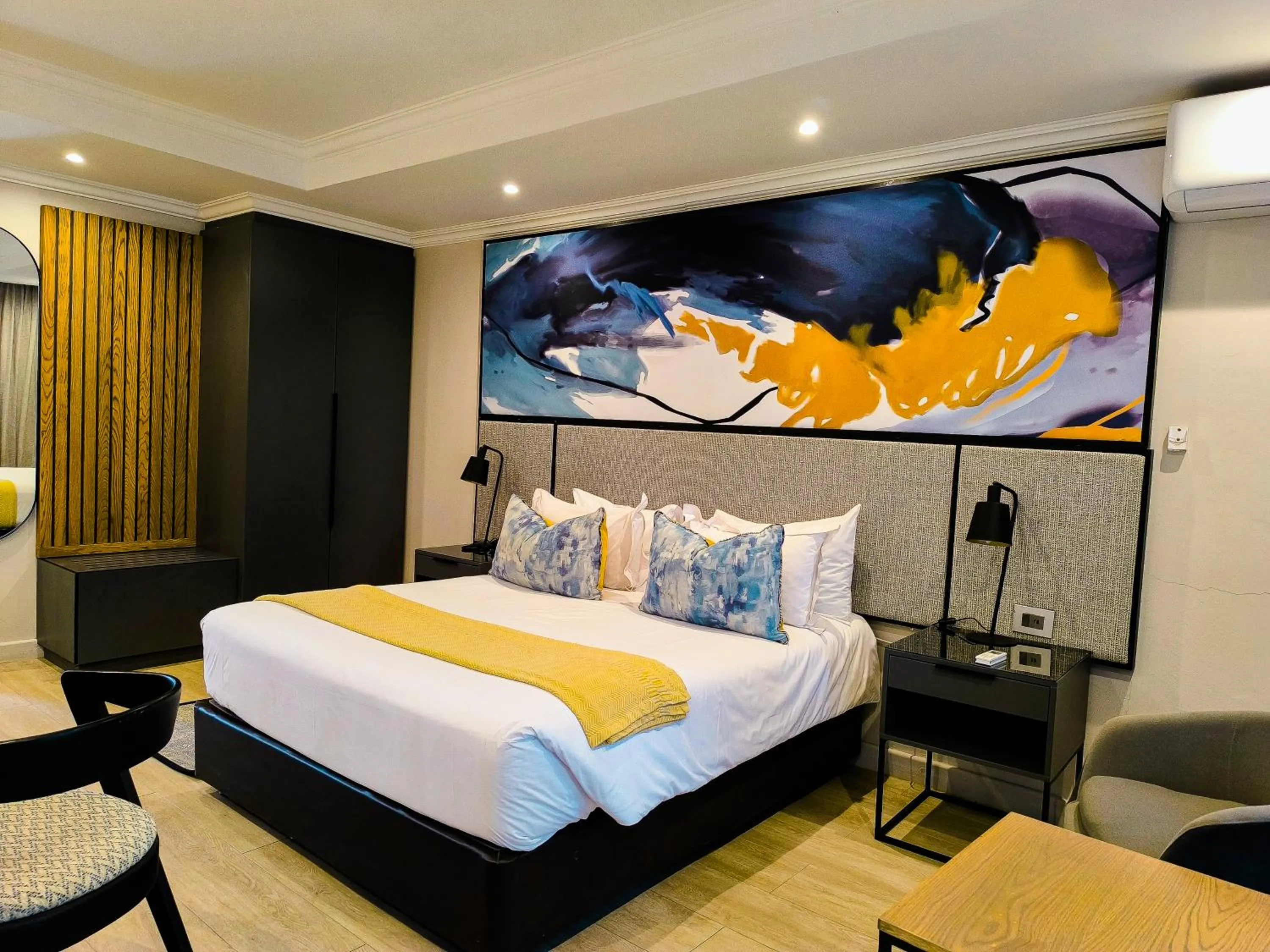 Bed in Cresta Thapama Hotel