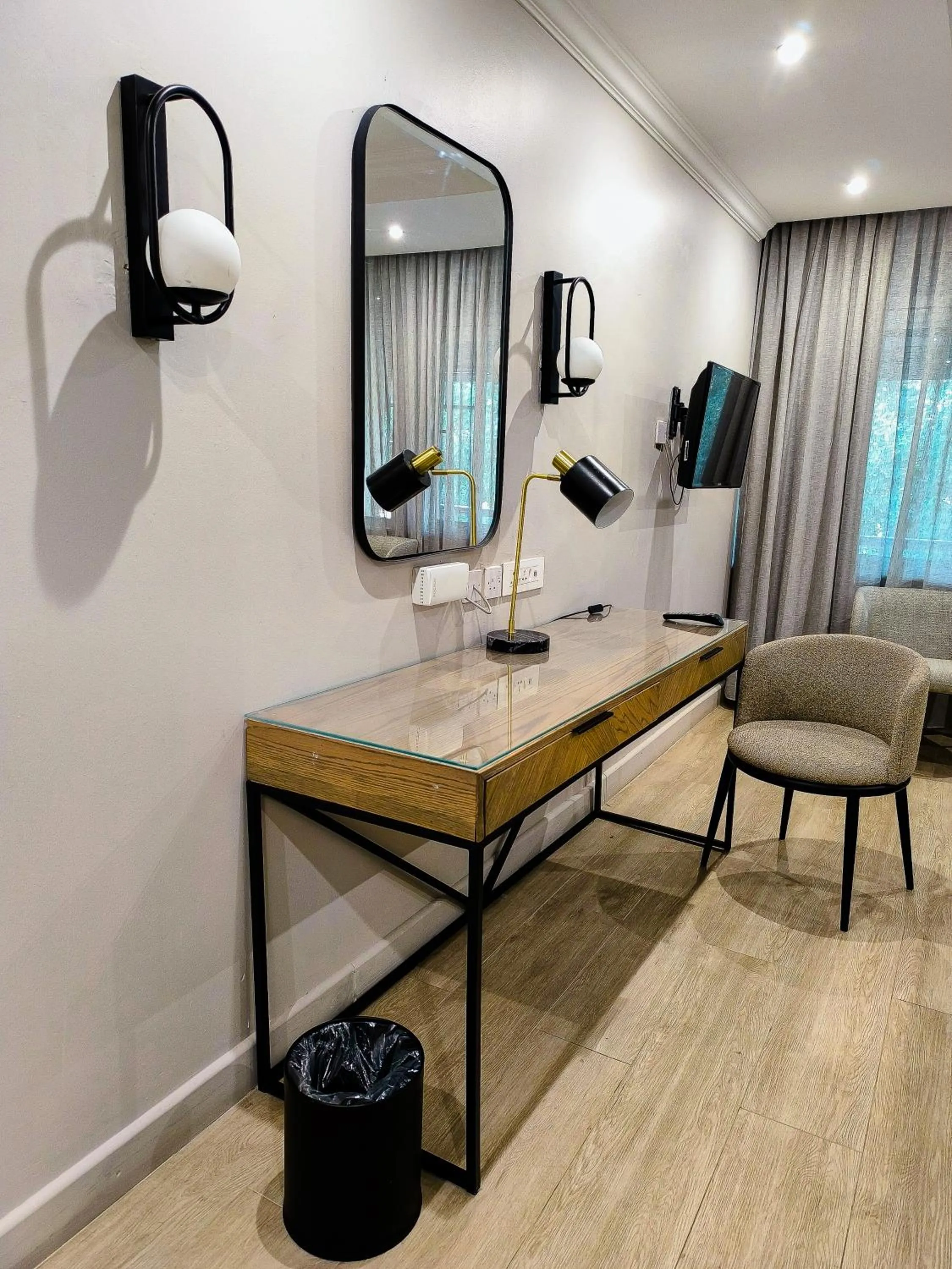 TV and multimedia in Cresta Thapama Hotel