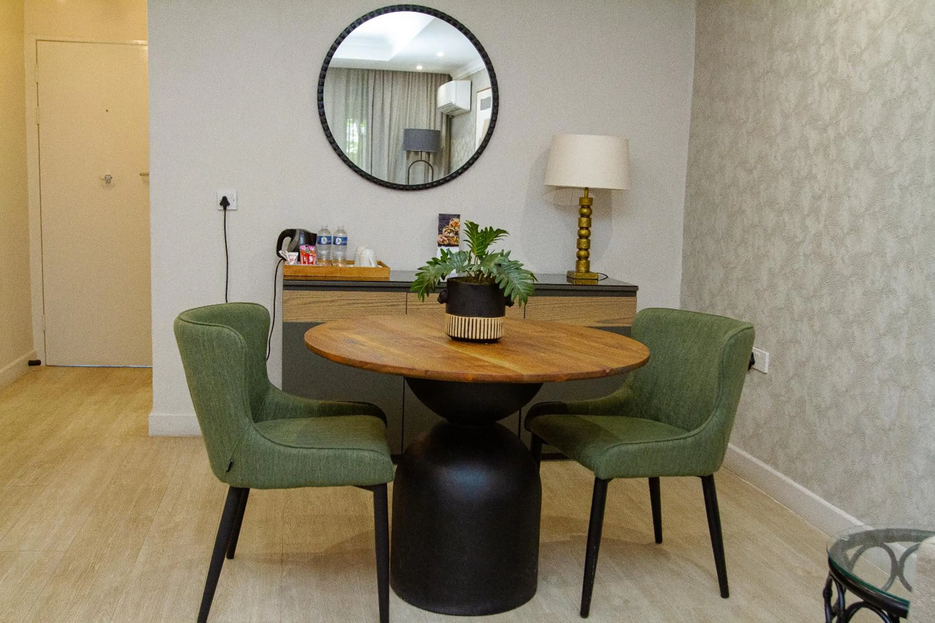 Coffee/tea facilities in Cresta Thapama Hotel