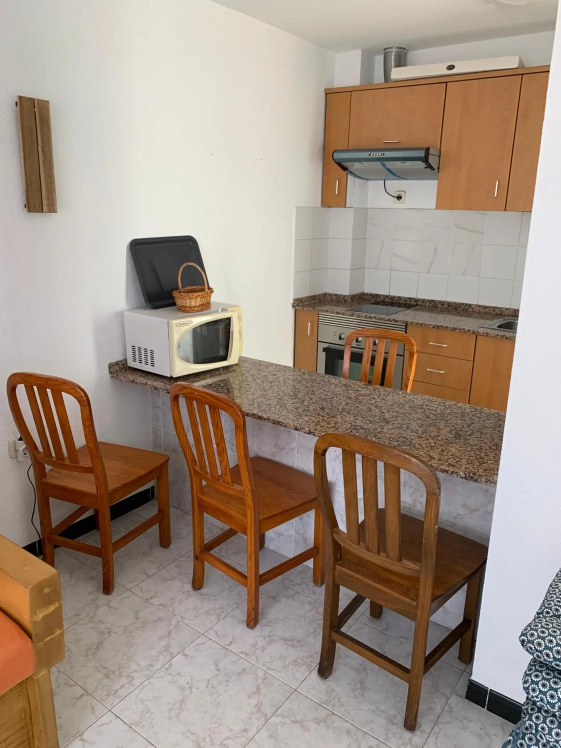 Kitchen or kitchenette in Apartamentos Alberto