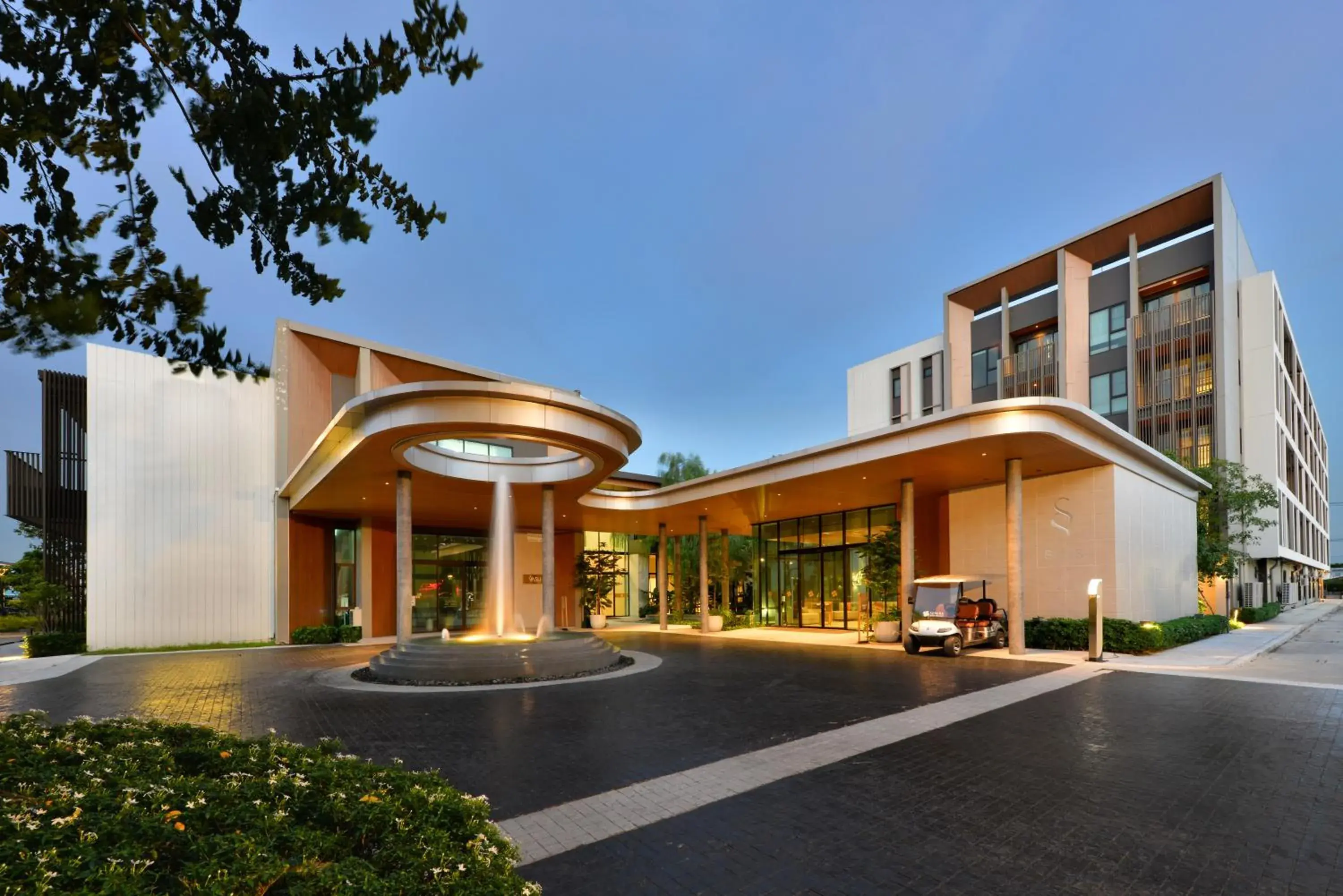 Property building in SENS Hotel Property building in SENS Hotel