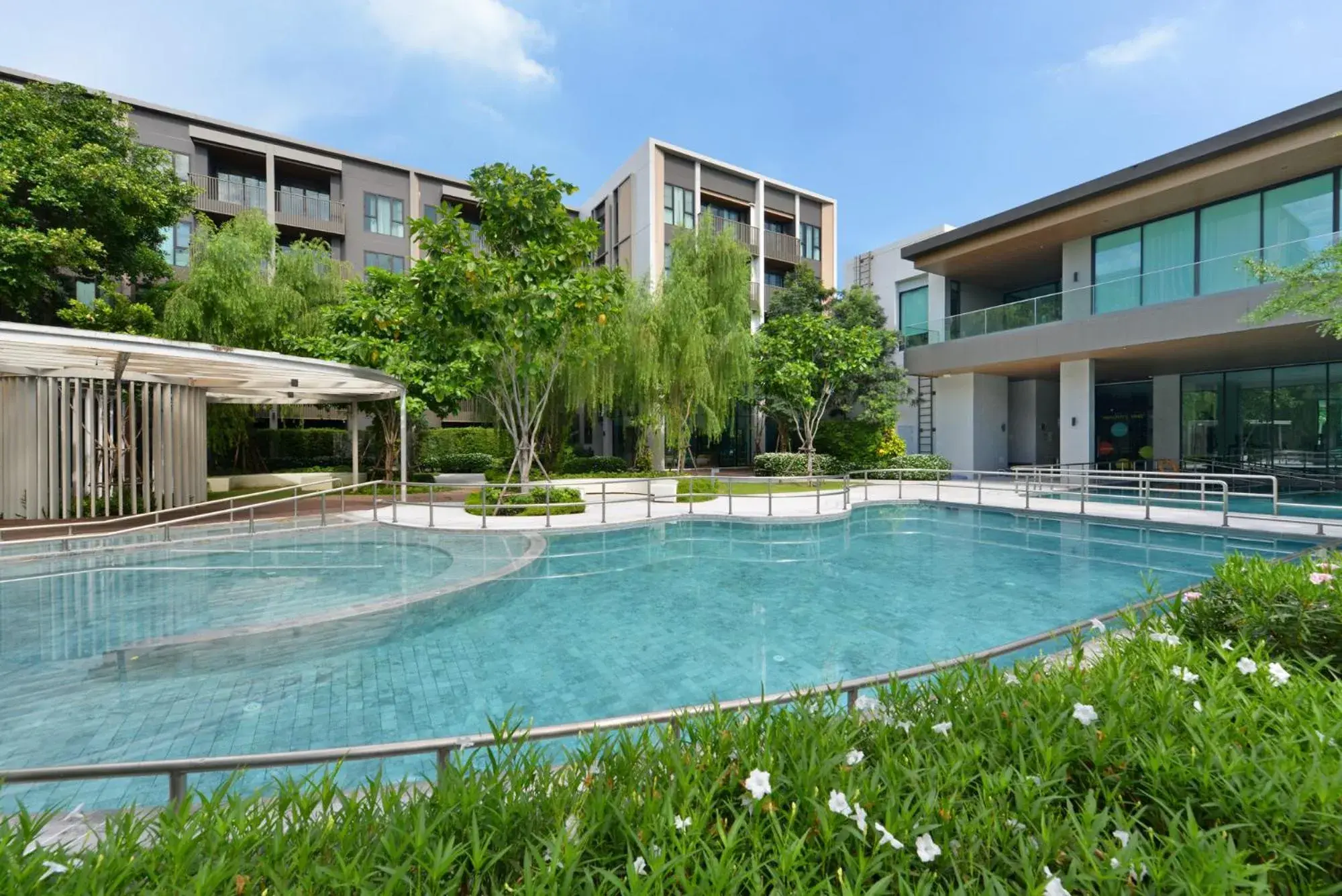 Property building in SENS Hotel Property building in SENS Hotel