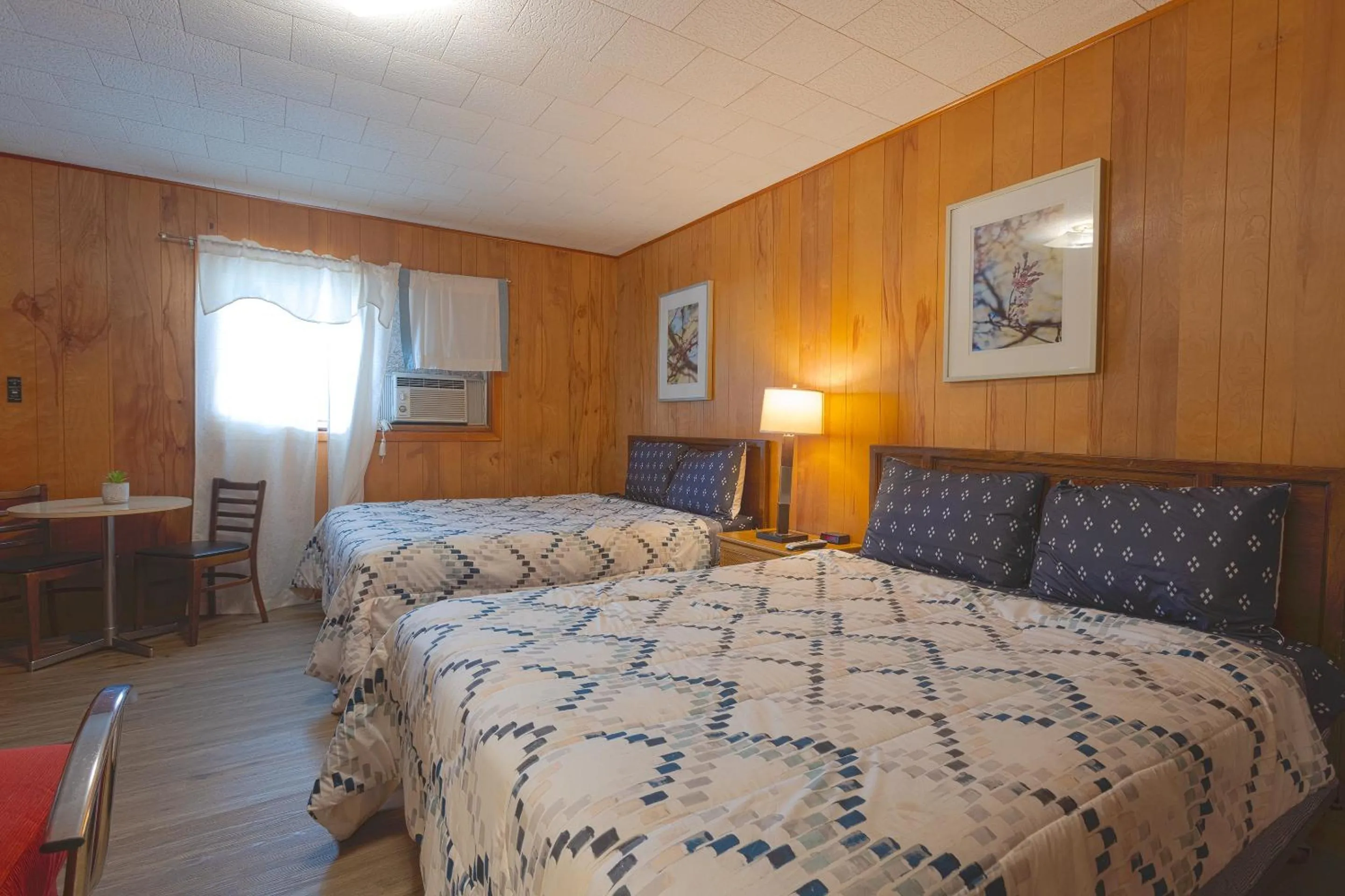 Bedroom, Bed in Parkside Motel by OYO Meadville Conneaut Lake