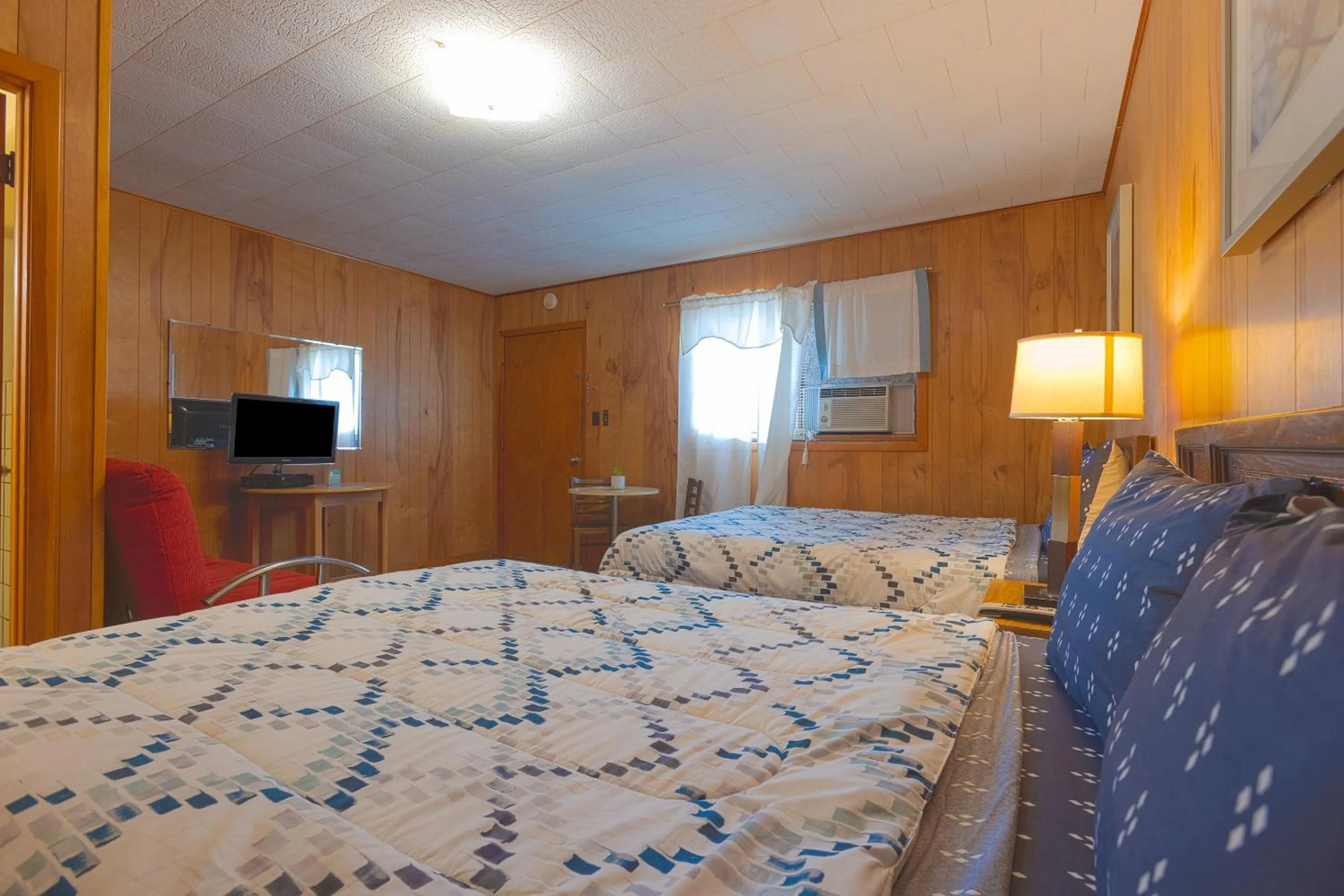 Bedroom, Bed in Parkside Motel by OYO Meadville Conneaut Lake