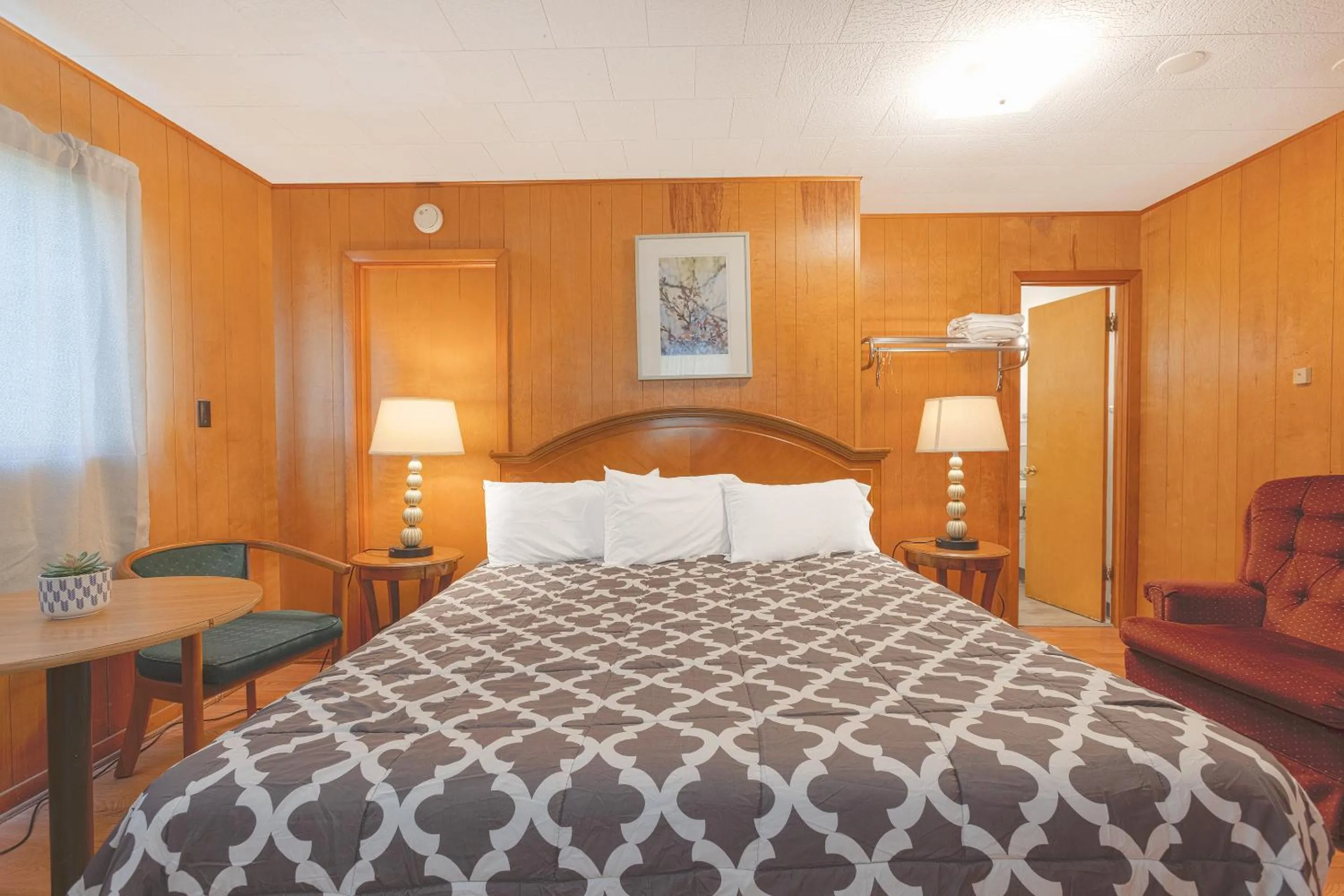 Bedroom, Bed in Parkside Motel by OYO Meadville Conneaut Lake