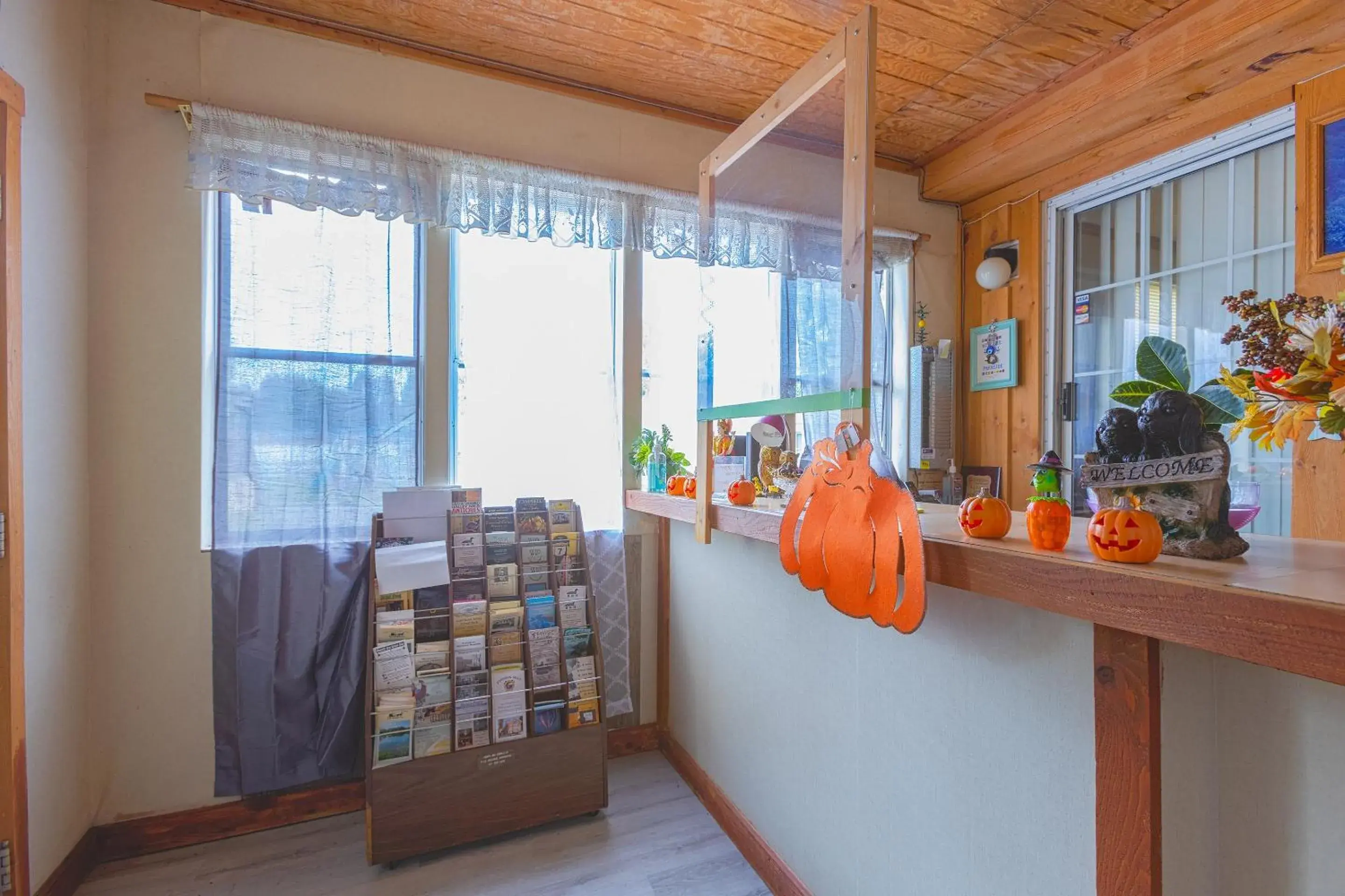 Lobby or reception in Parkside Motel by OYO Meadville Conneaut Lake Lobby or reception in Parkside Motel by OYO Meadville Conneaut Lake