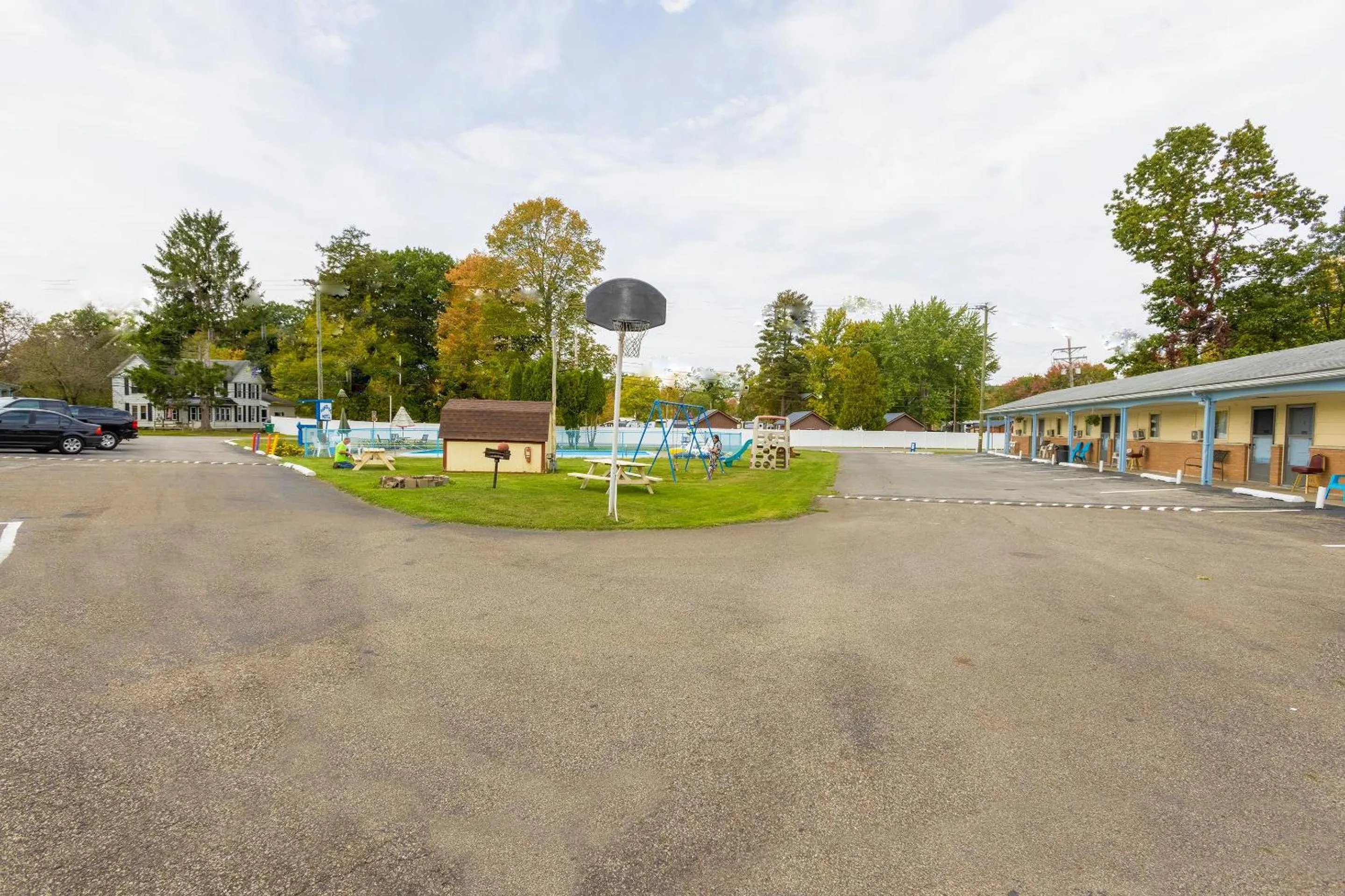 Facade/entrance in Parkside Motel by OYO Meadville Conneaut Lake