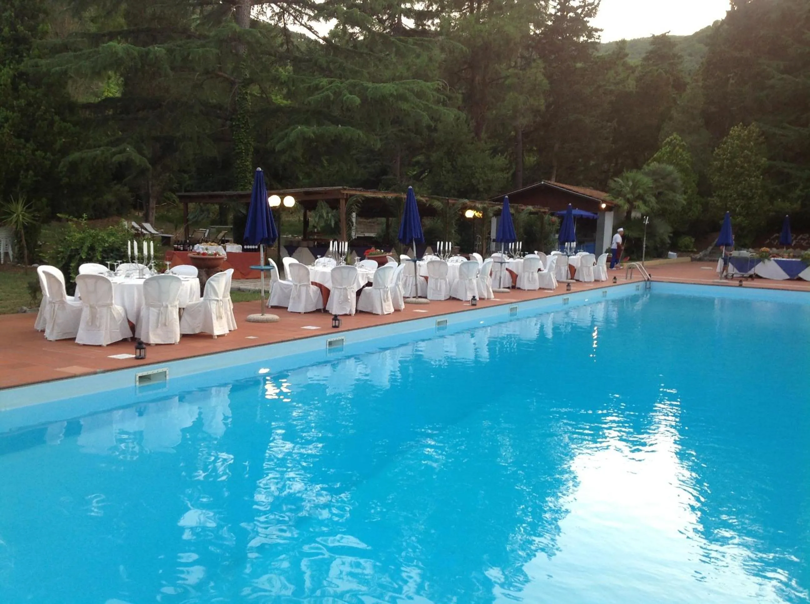 Swimming pool in Park Hotel Napoleone