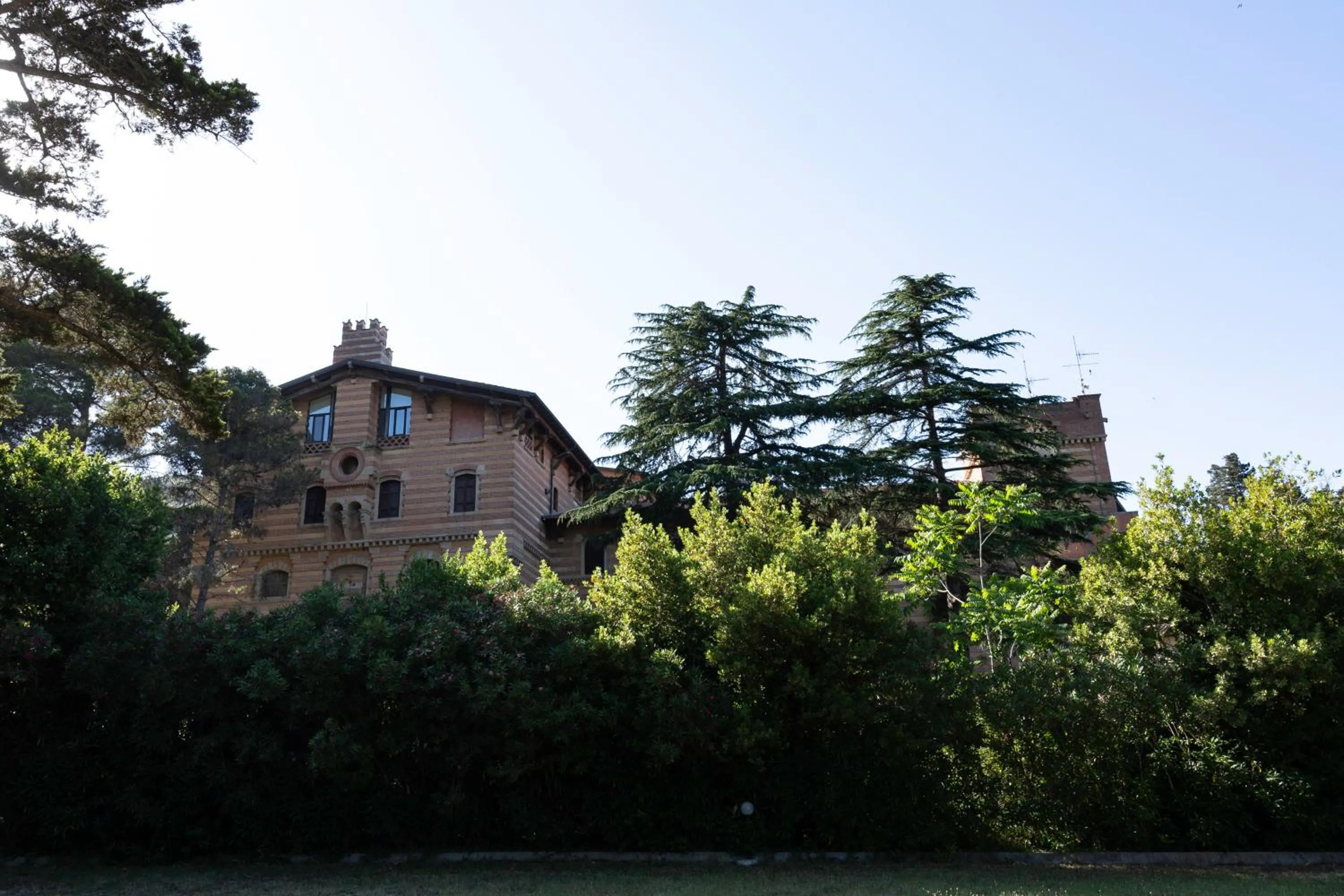 Property building in Park Hotel Napoleone