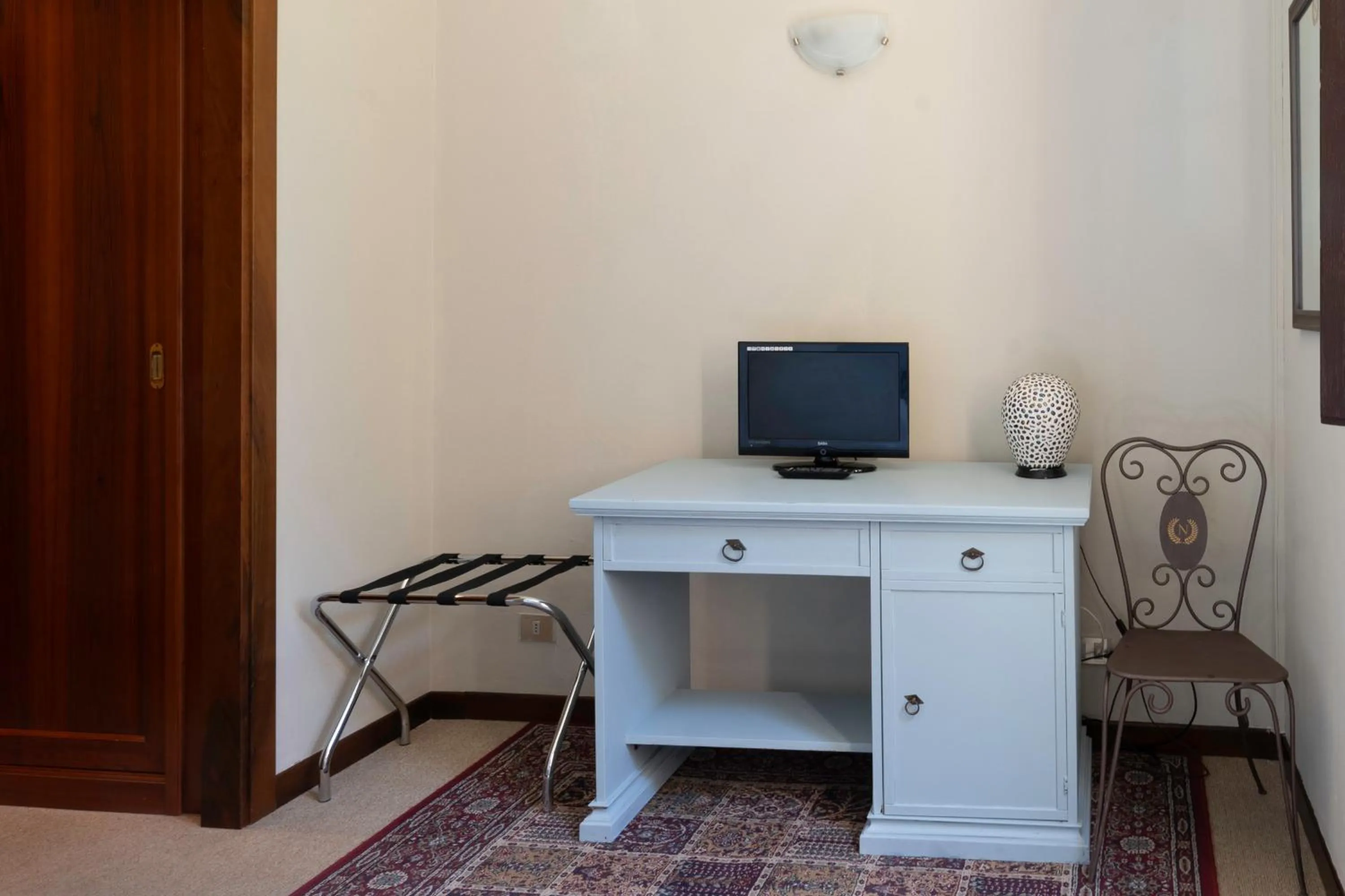 TV and multimedia in Park Hotel Napoleone