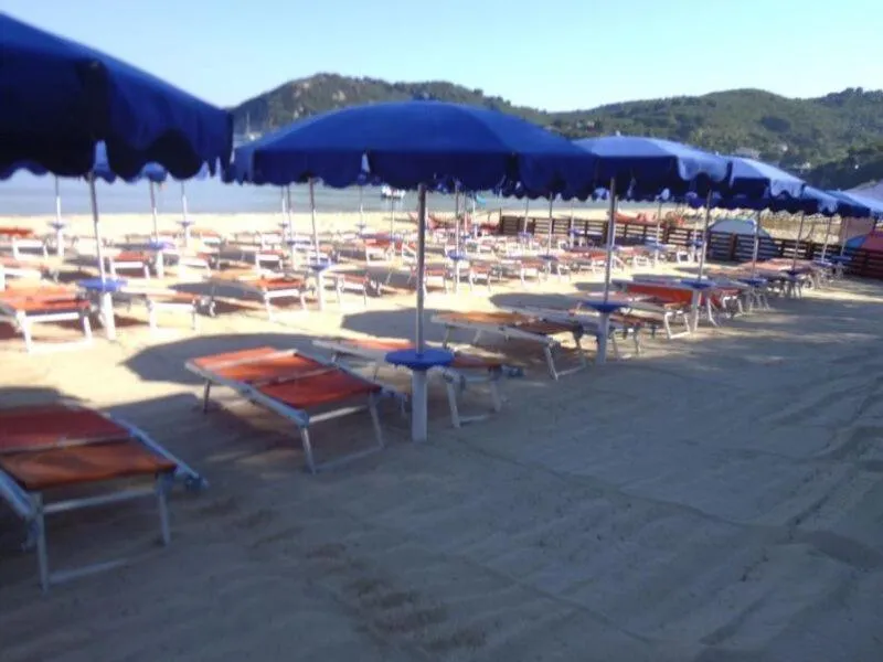 Beach in Park Hotel Napoleone