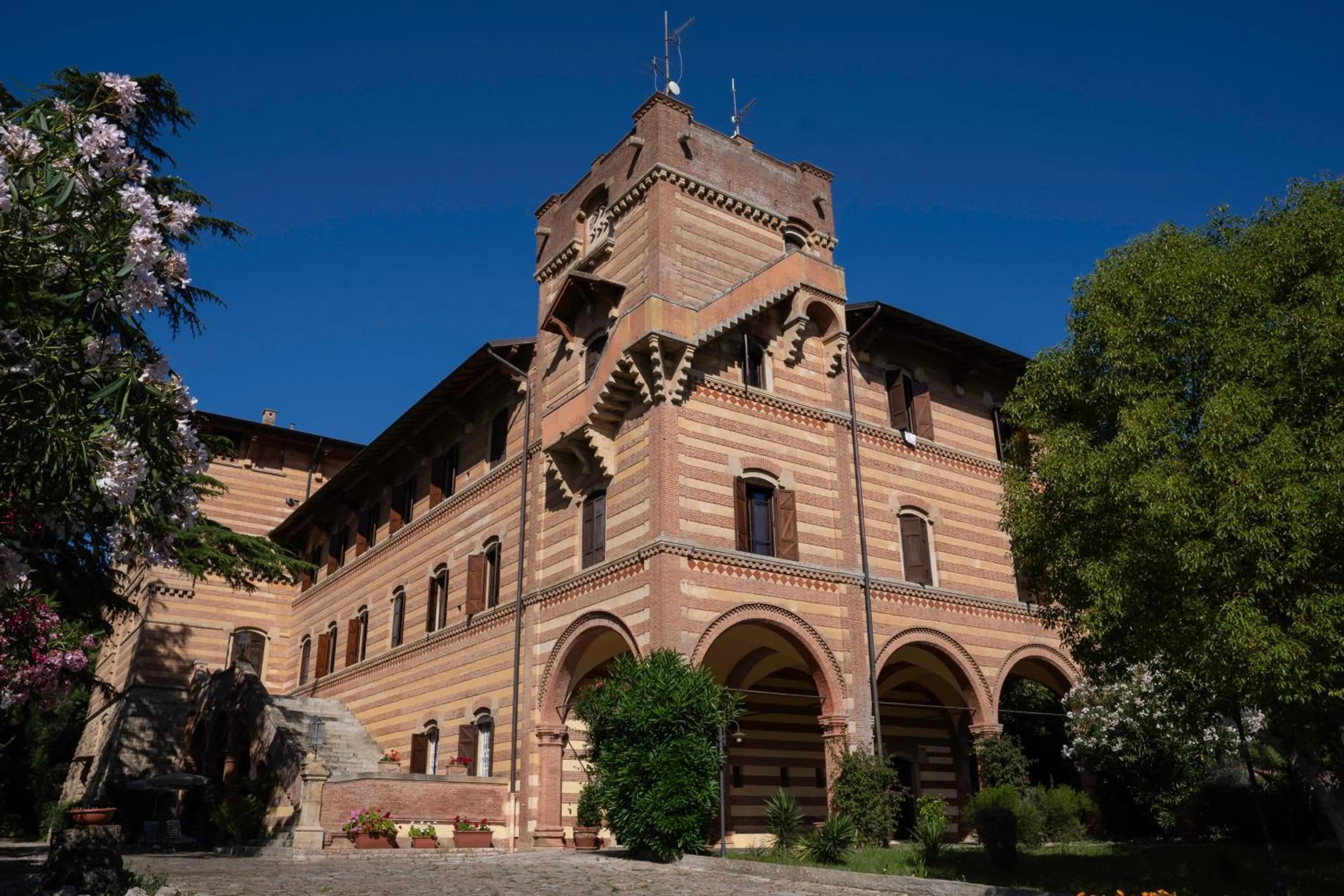 Property building in Park Hotel Napoleone