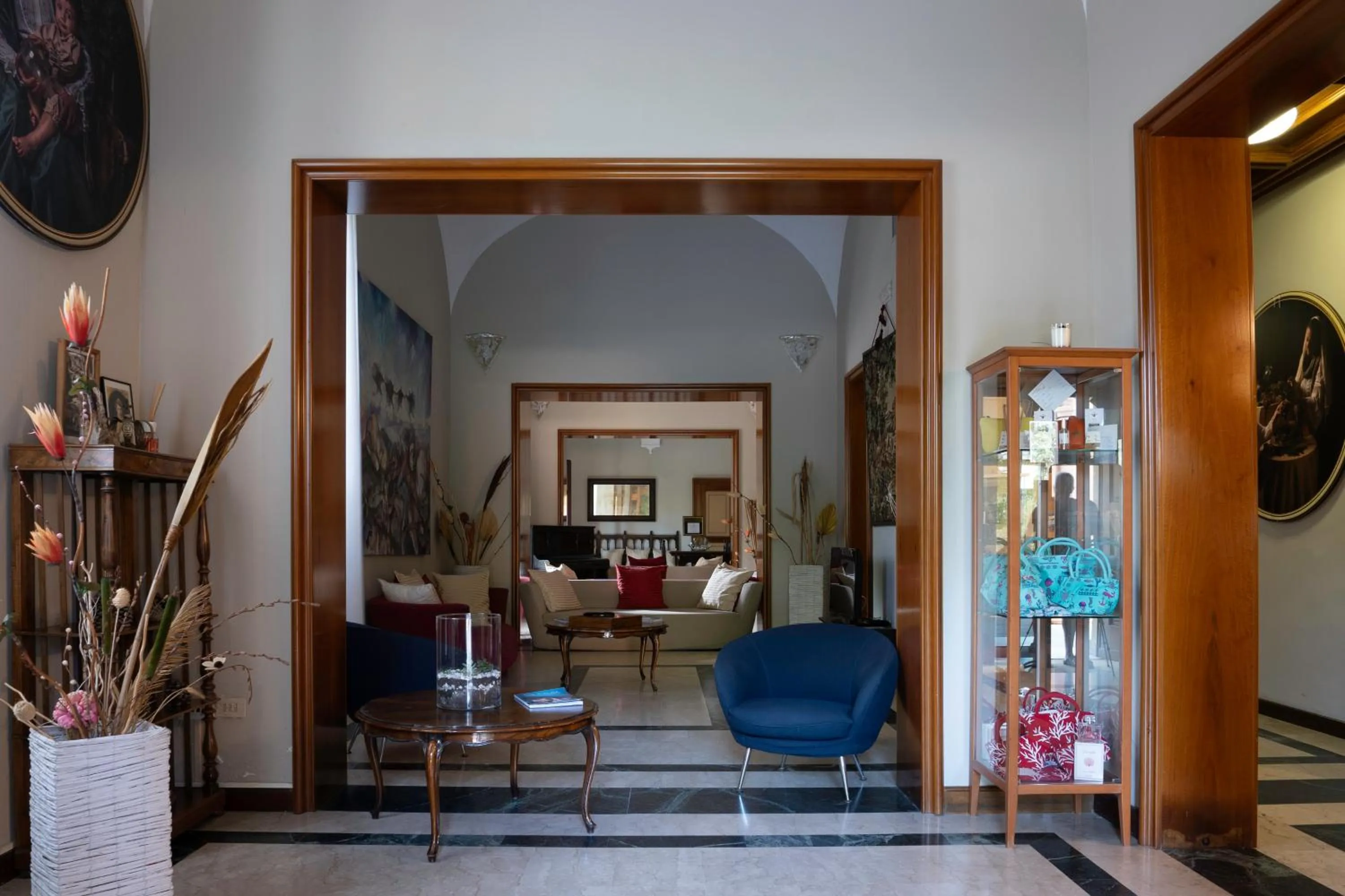 Lobby or reception in Park Hotel Napoleone