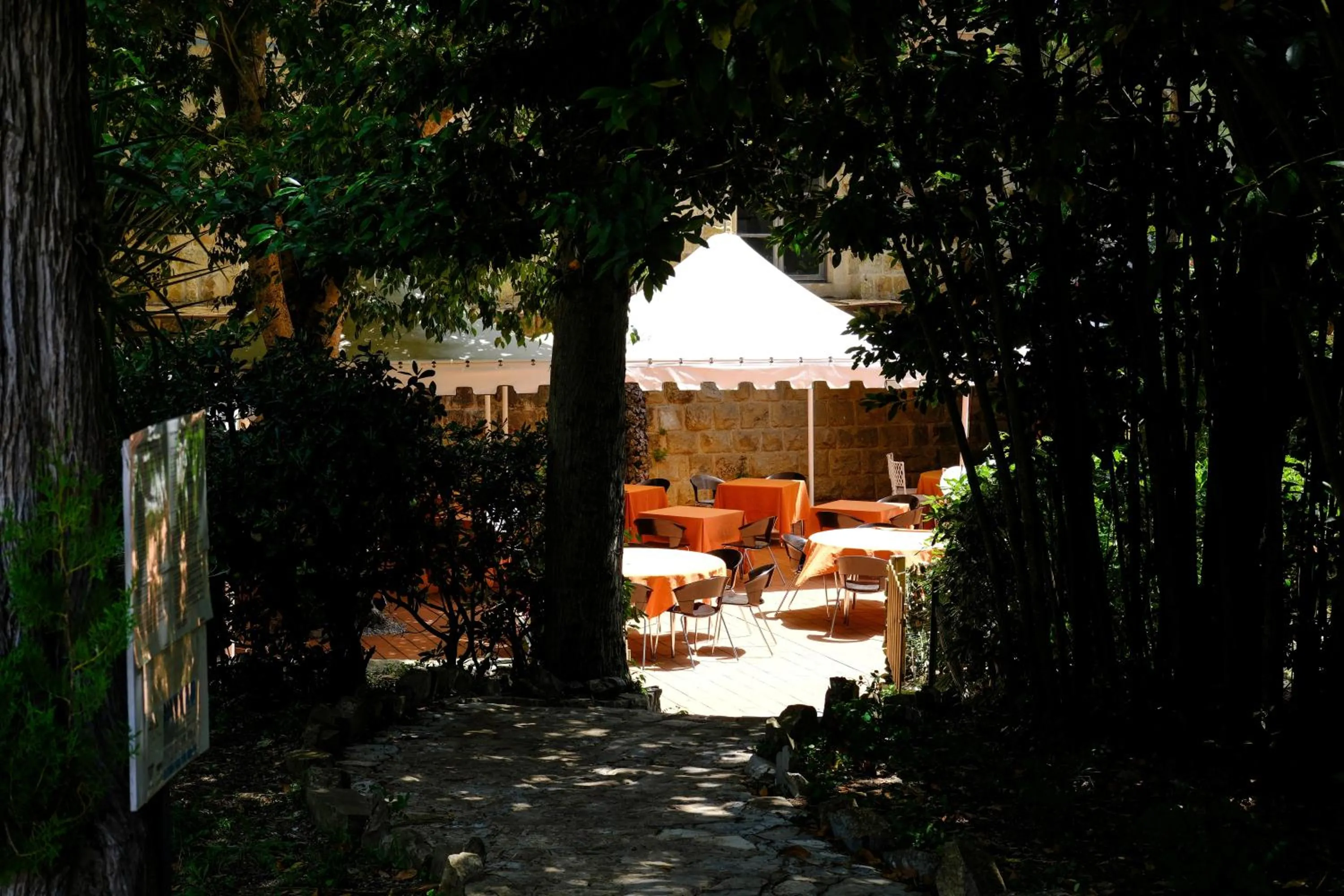 Restaurant/places to eat in Park Hotel Napoleone