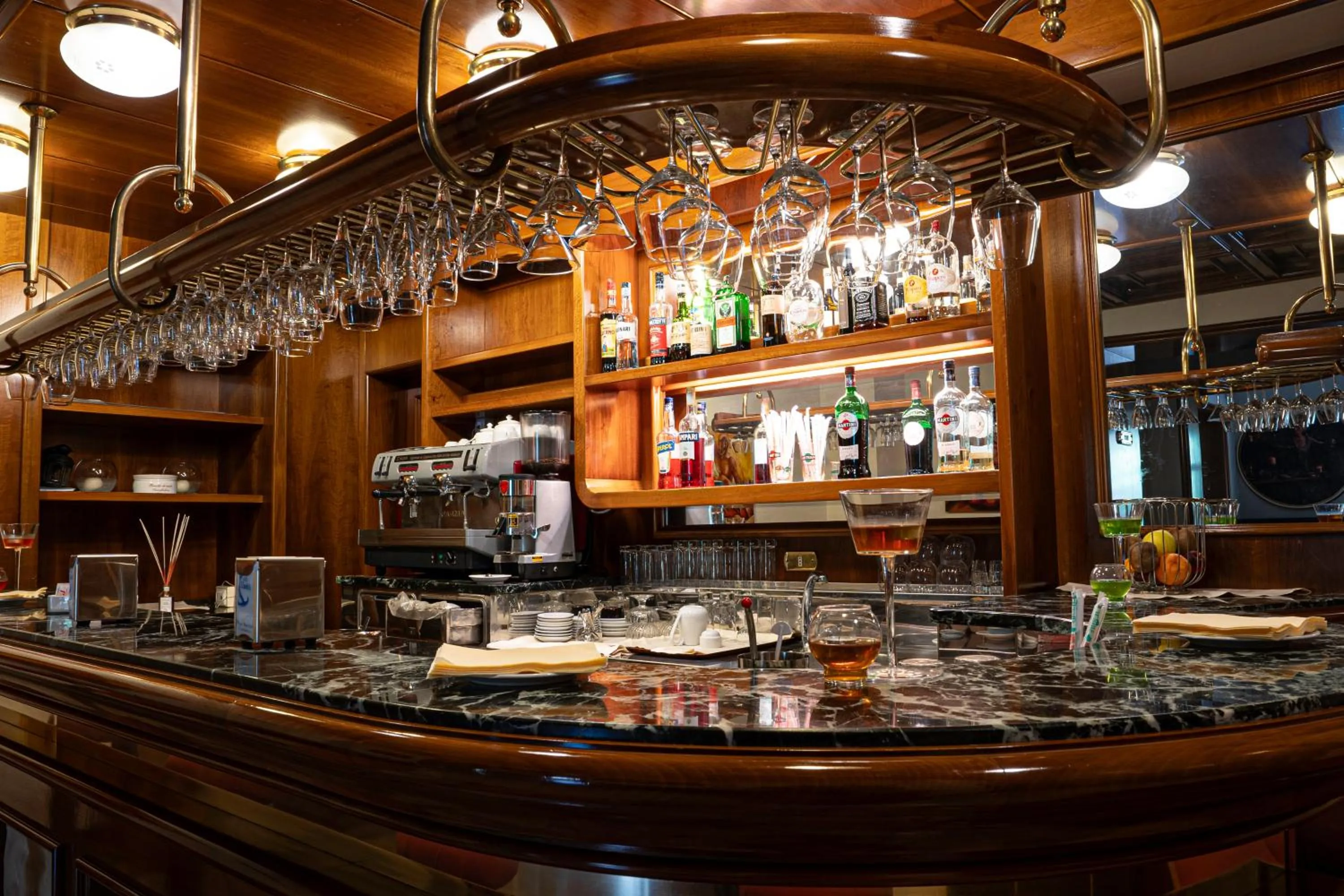 Restaurant/places to eat in Park Hotel Napoleone