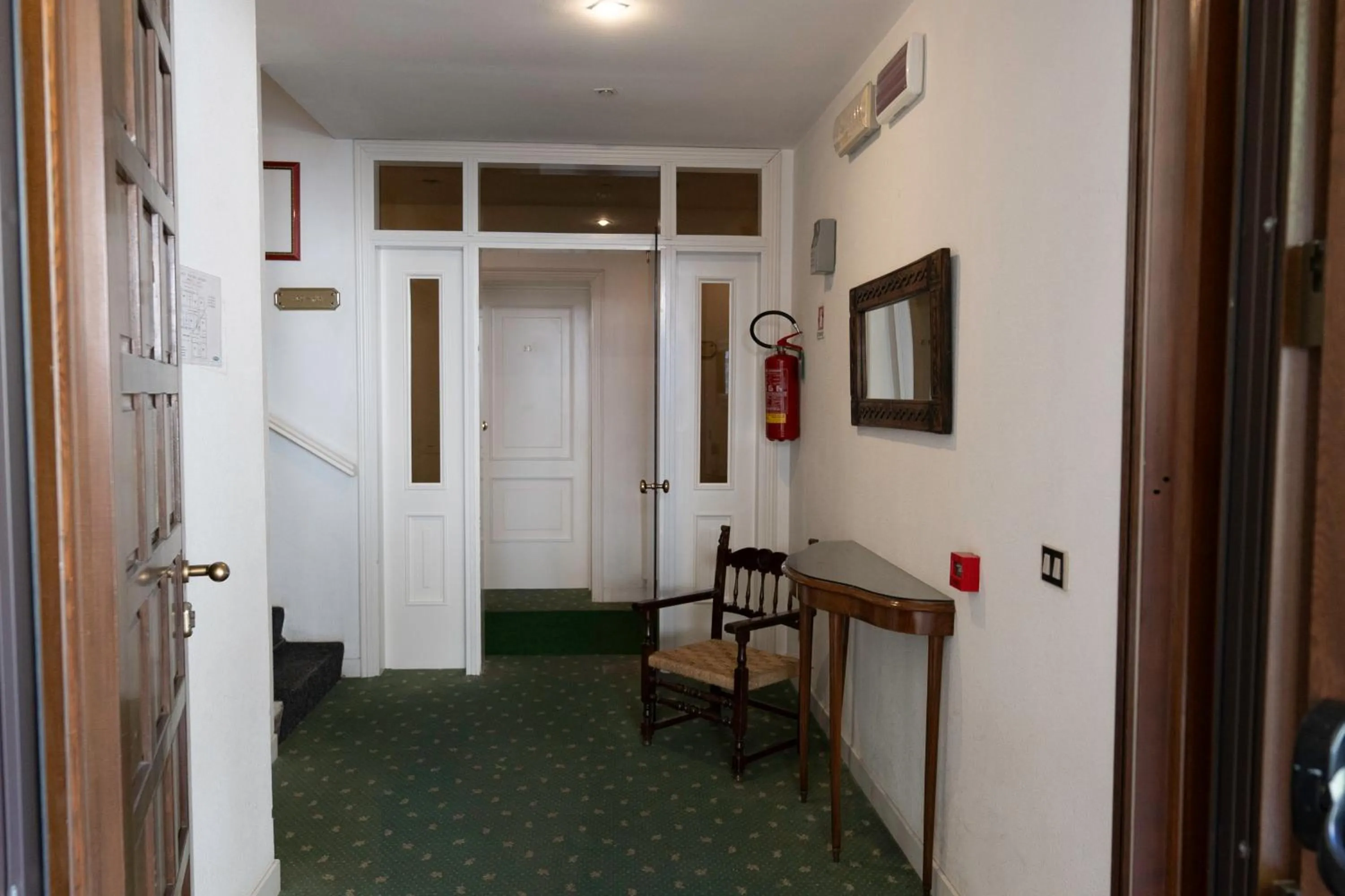 Decorative detail in Park Hotel Napoleone