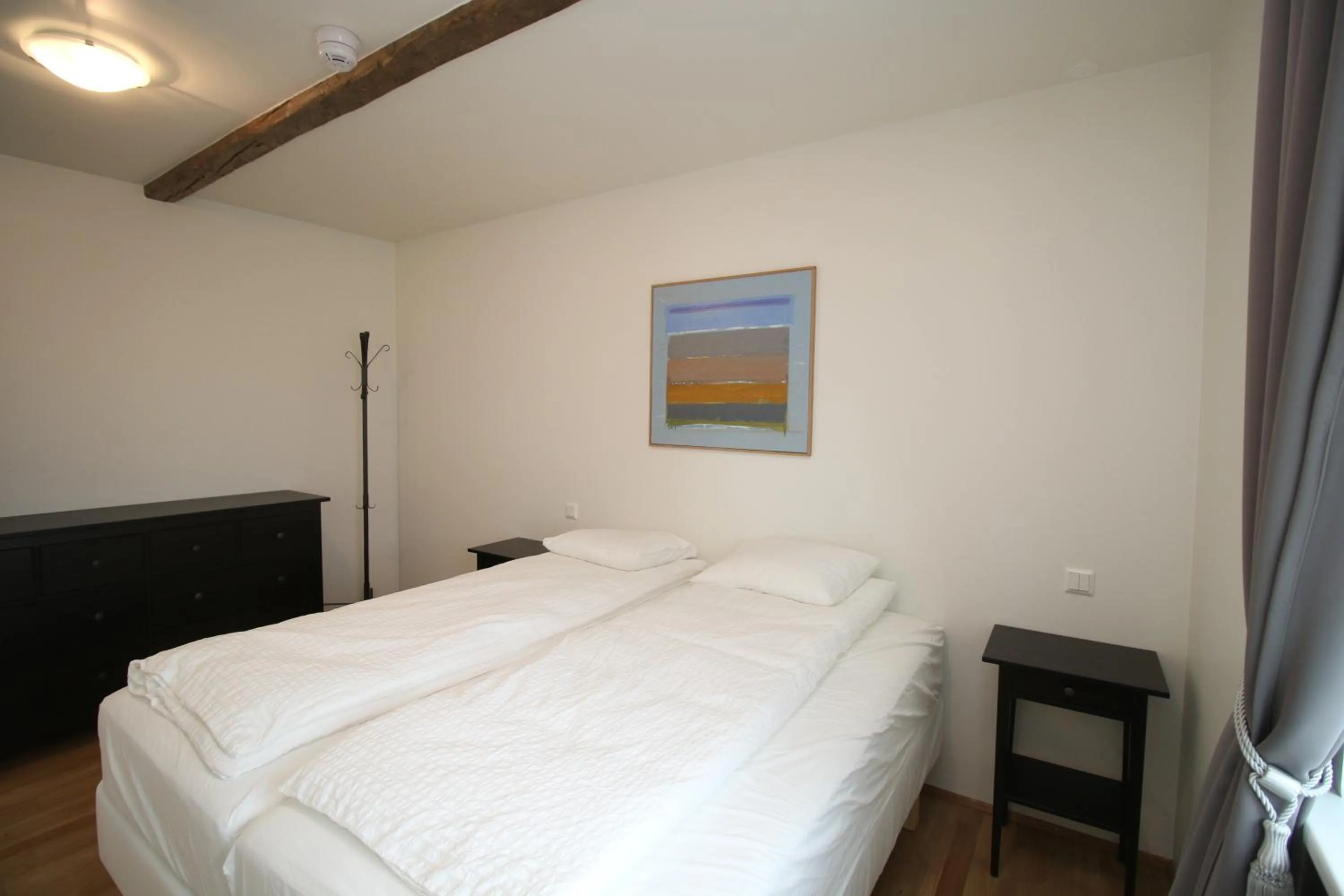 Bedroom, Bed in Acco Ice Apartments