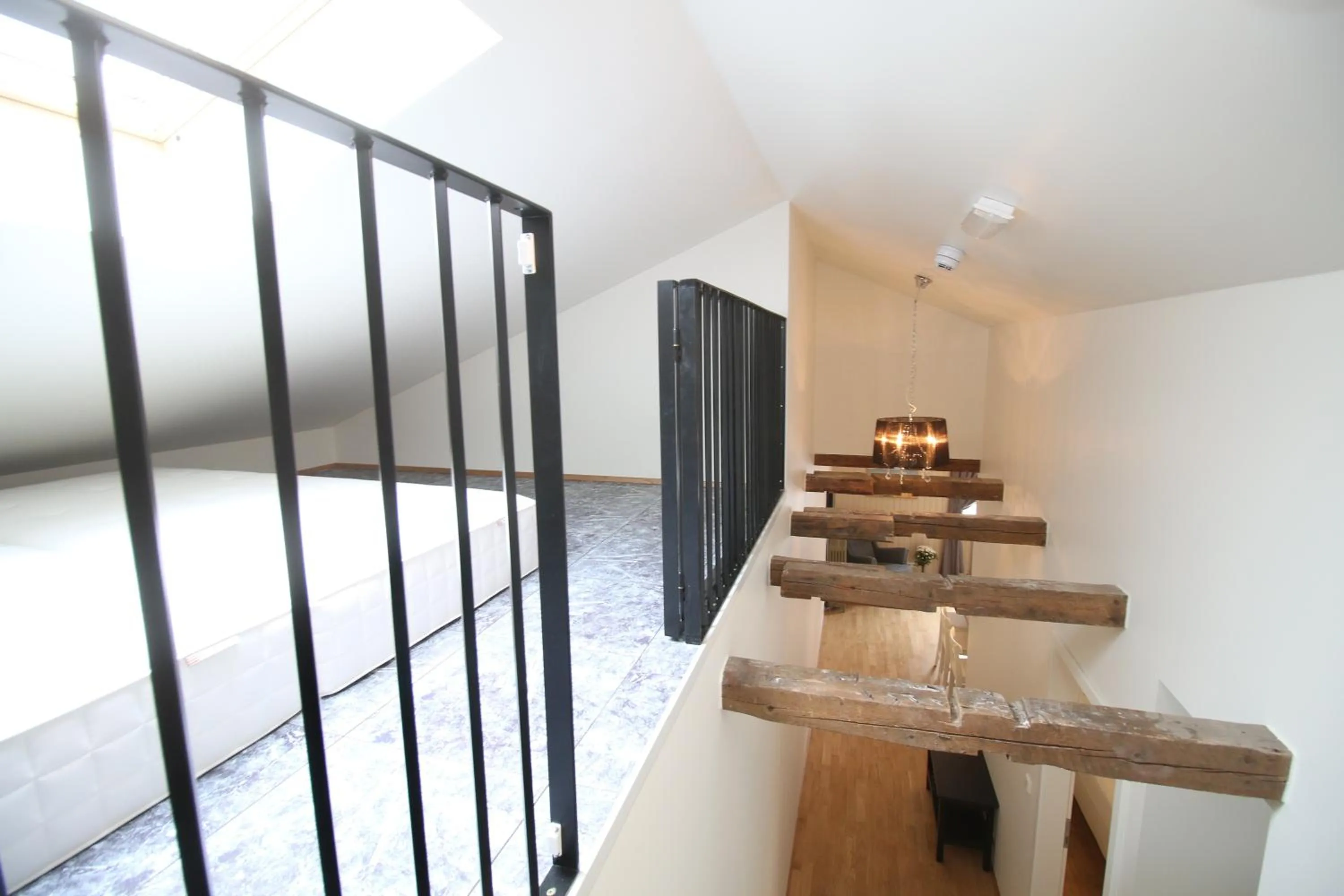 Bed in Acco Ice Apartments