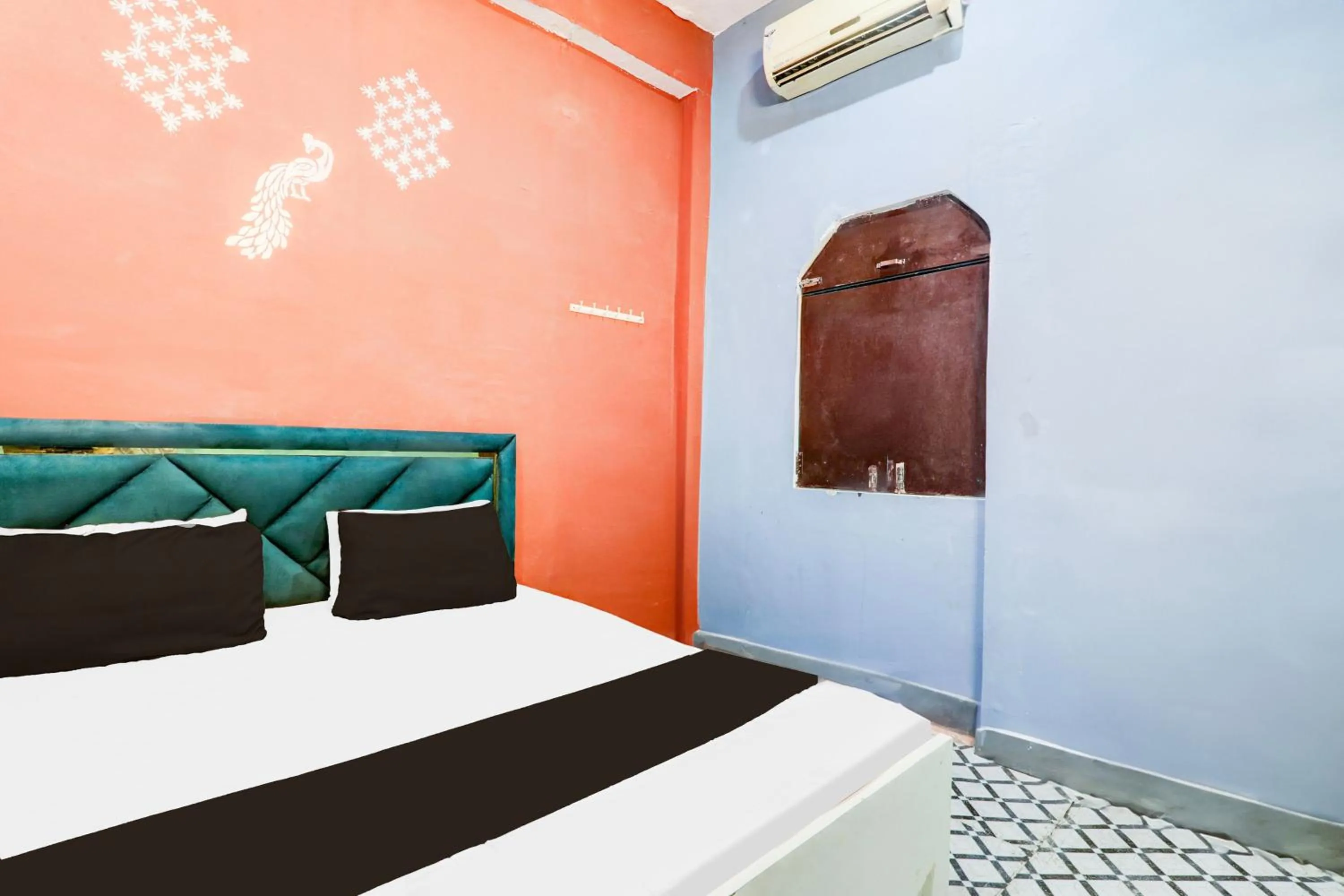 Bedroom, Bed in SPOT ON D S Hotel