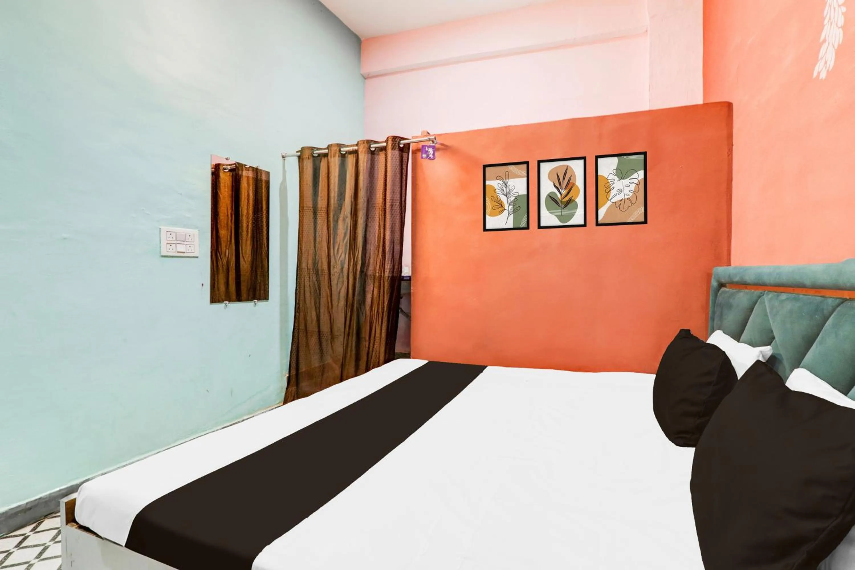 Bedroom, Bed in SPOT ON D S Hotel