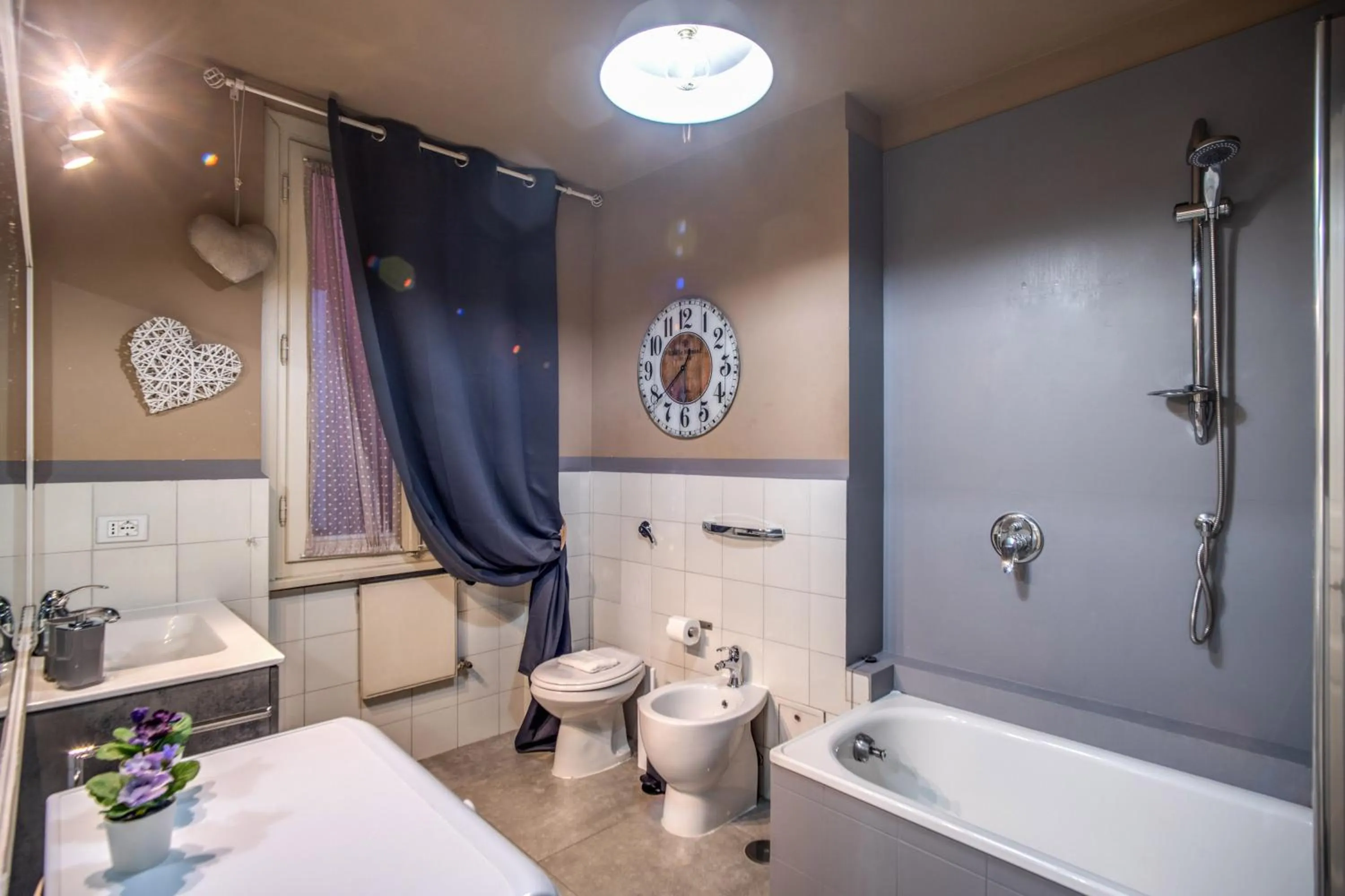 Toilet in Trevi Miracle Suite