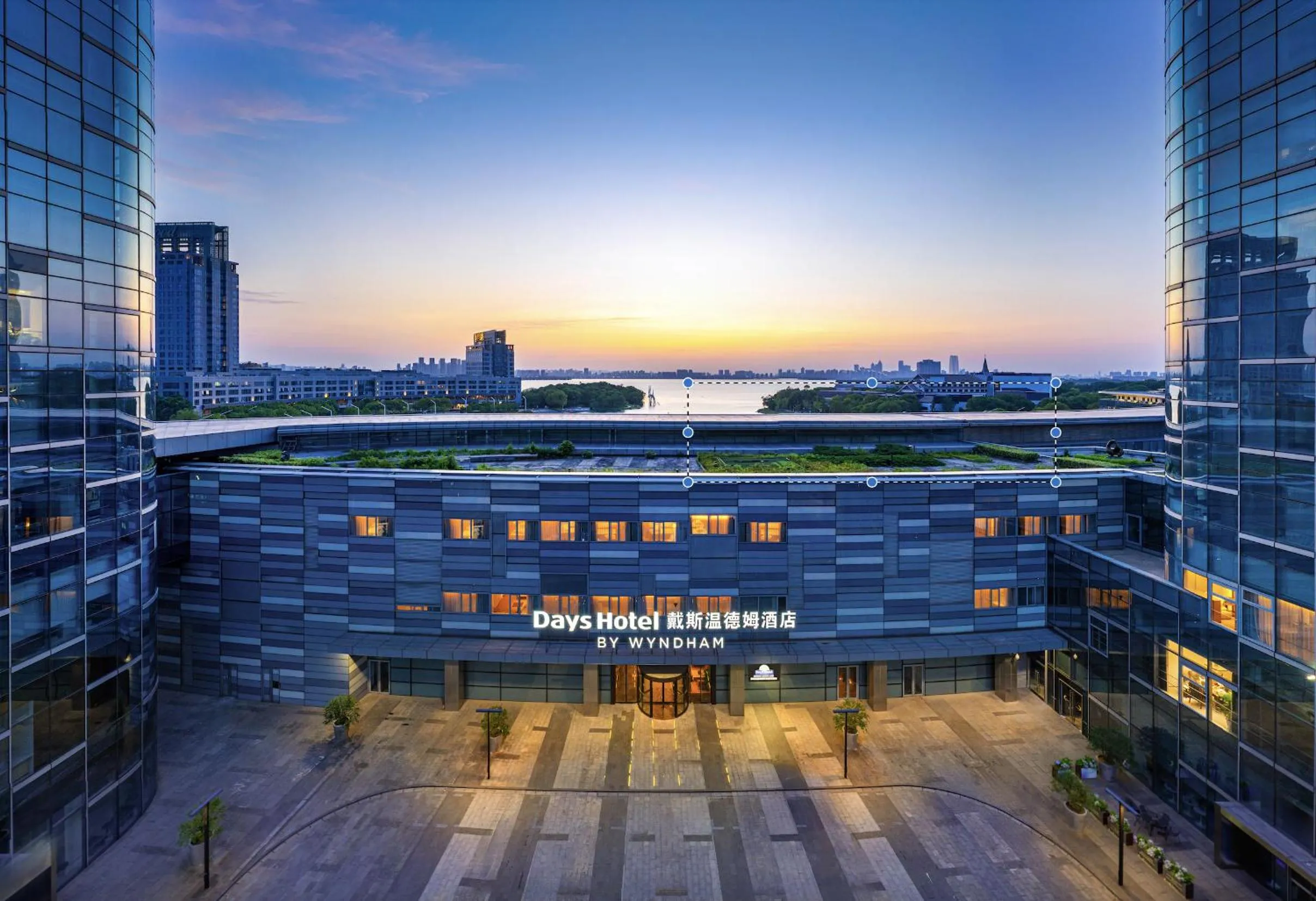 Days Hotel by Wyndham Suzhou Dushu Lake