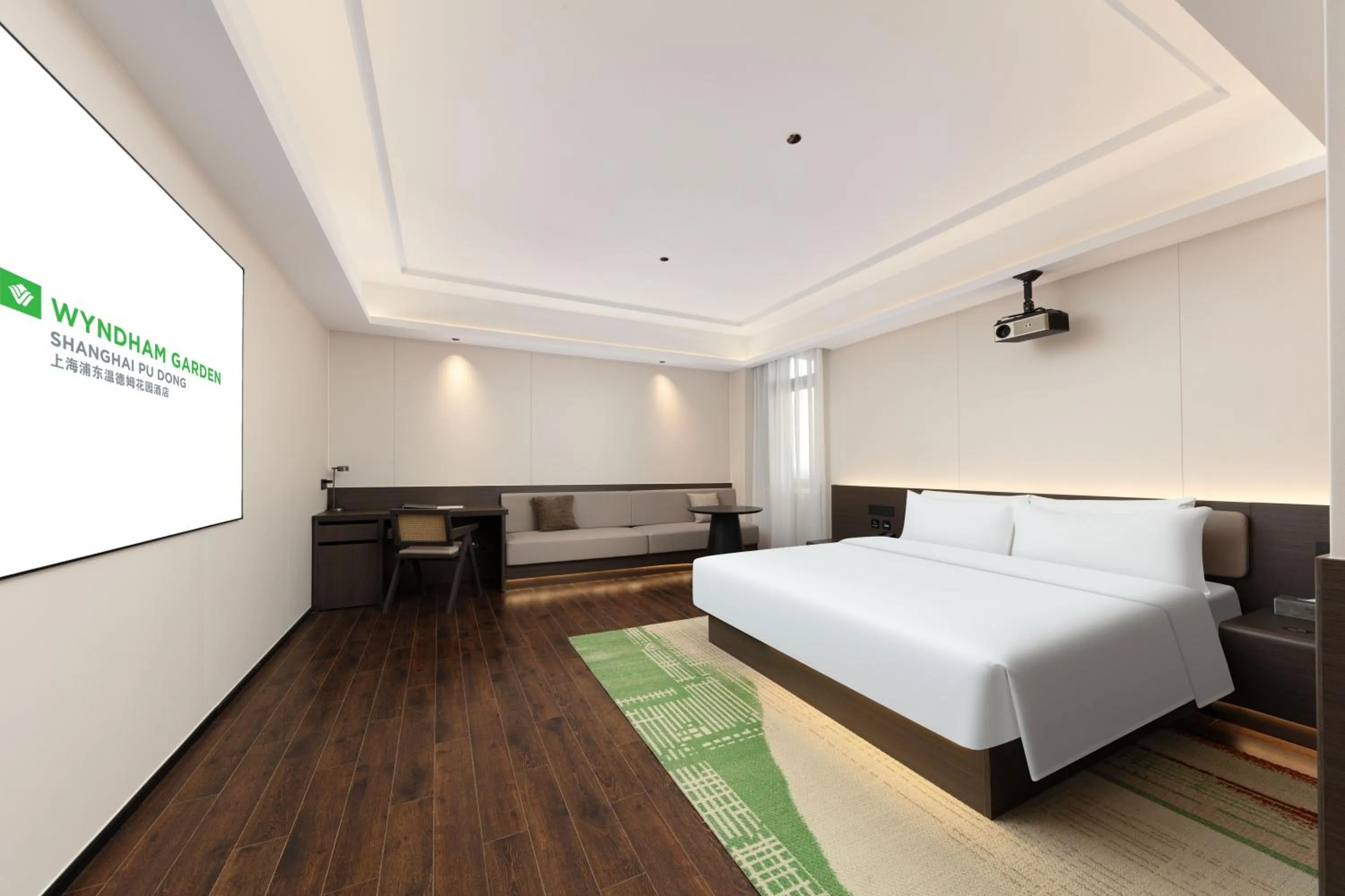 Photo of the whole room, Bed in 上海浦东温德姆花园酒店 Wyndham Garden Shanghai Pudong