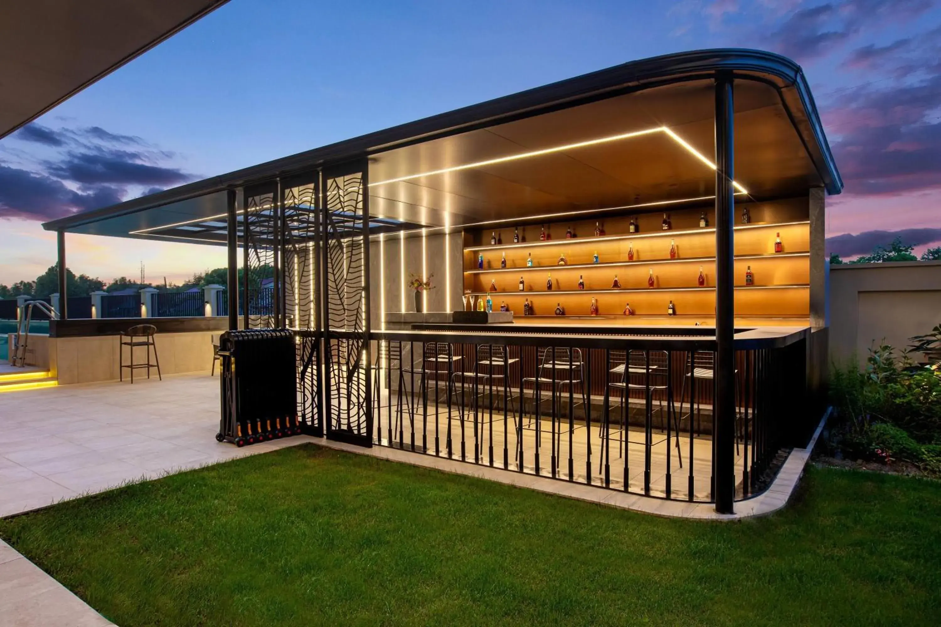 Lounge or bar in 上海浦东温德姆花园酒店 Wyndham Garden Shanghai Pudong Lounge or bar in 上海浦东温德姆花园酒店 Wyndham Garden Shanghai Pudong