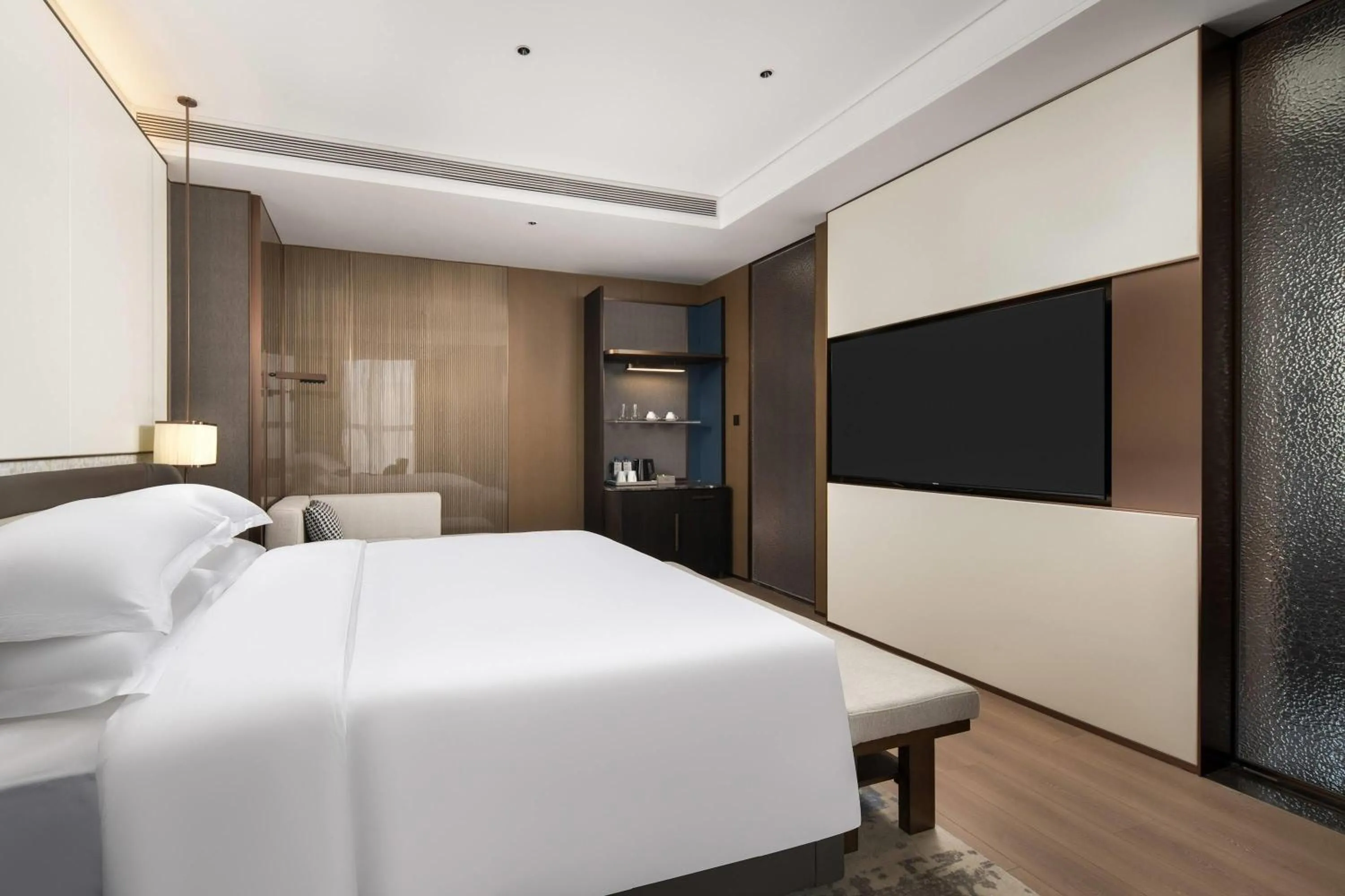 King Suite - Non-Smoking in Wyndham Garden Urumqi Innovation Square