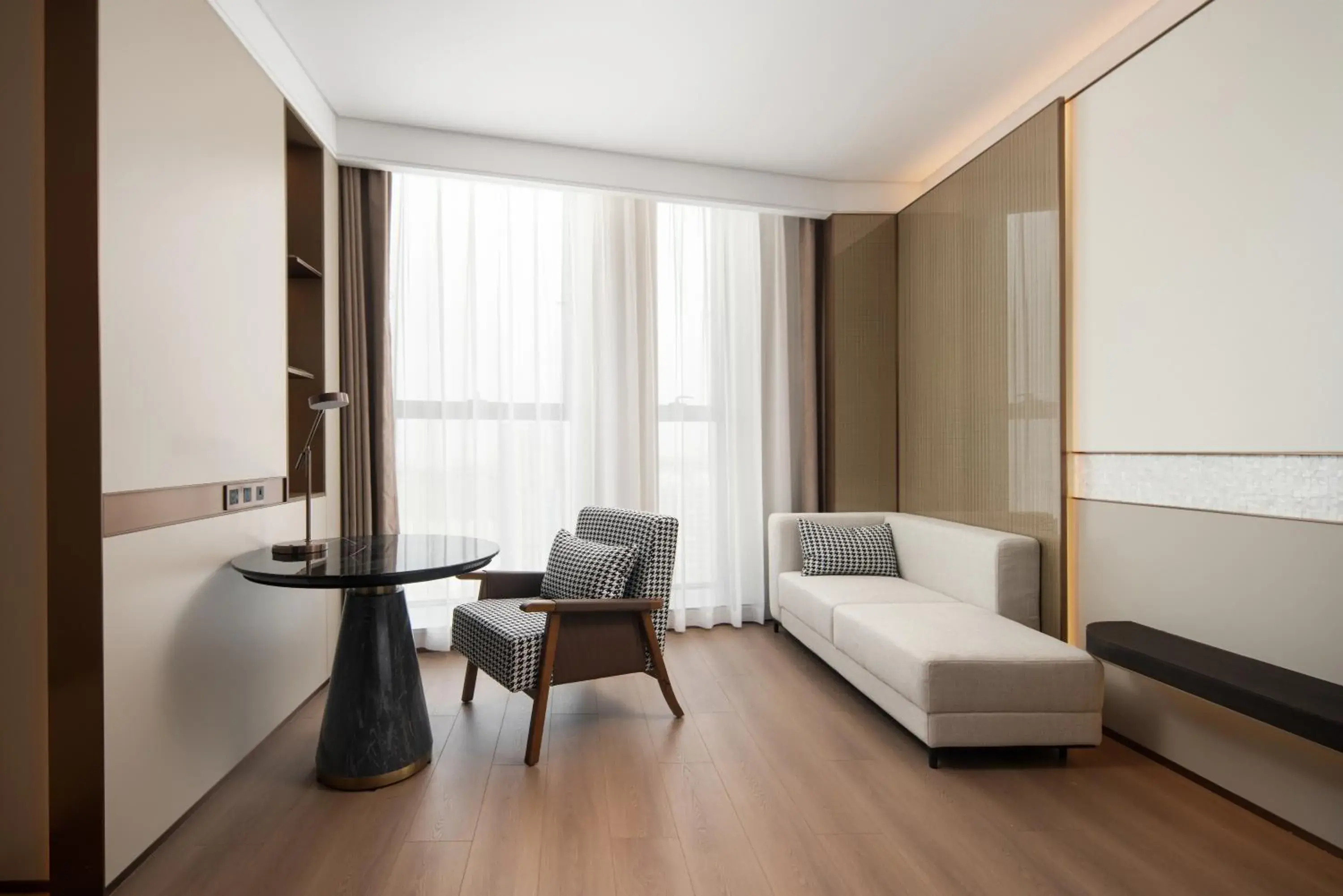Deluxe King Room - Non-Smoking in Wyndham Garden Urumqi Innovation Square Deluxe King Room - Non-Smoking in Wyndham Garden Urumqi Innovation Square