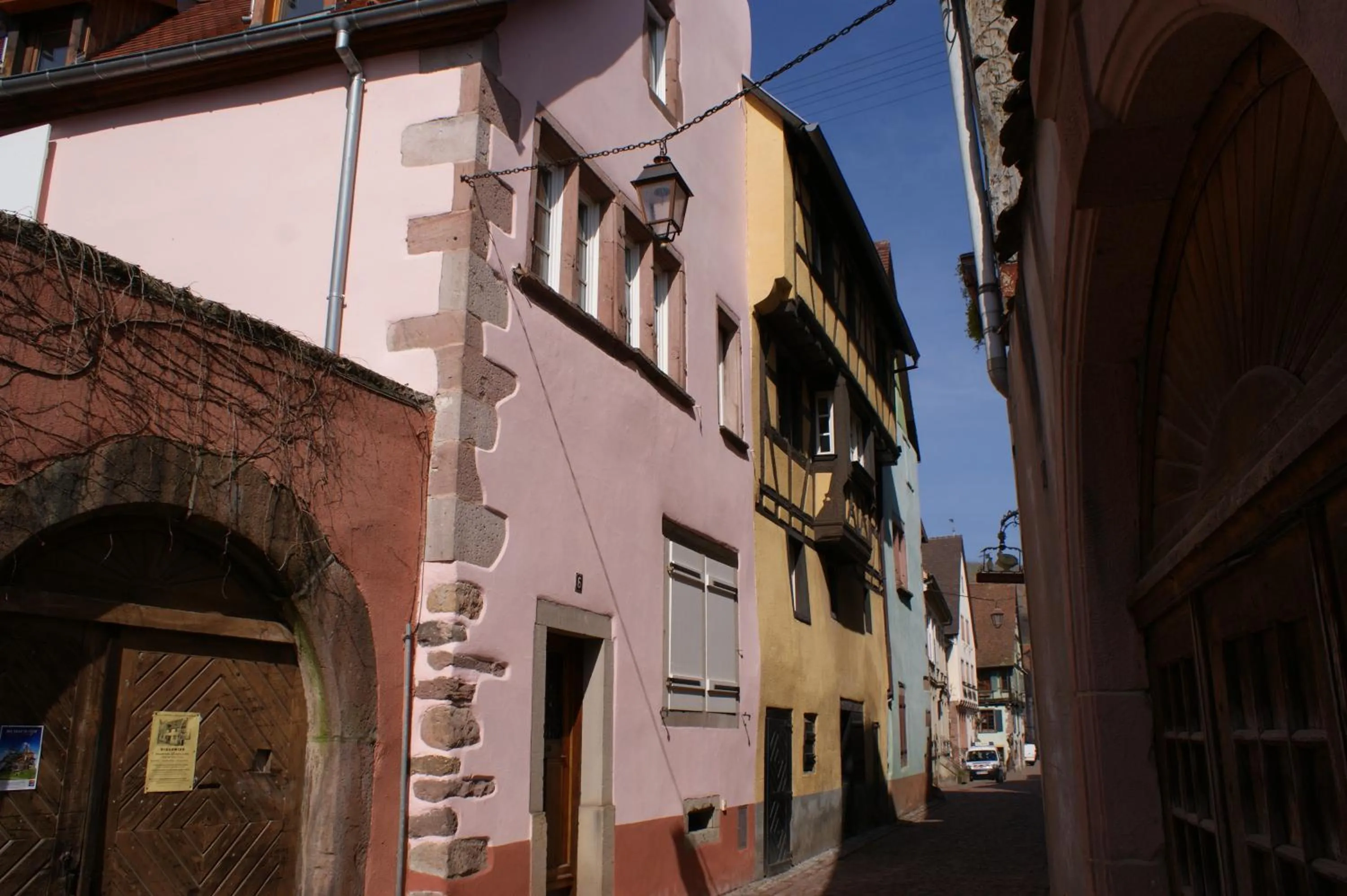 Location "Charme"