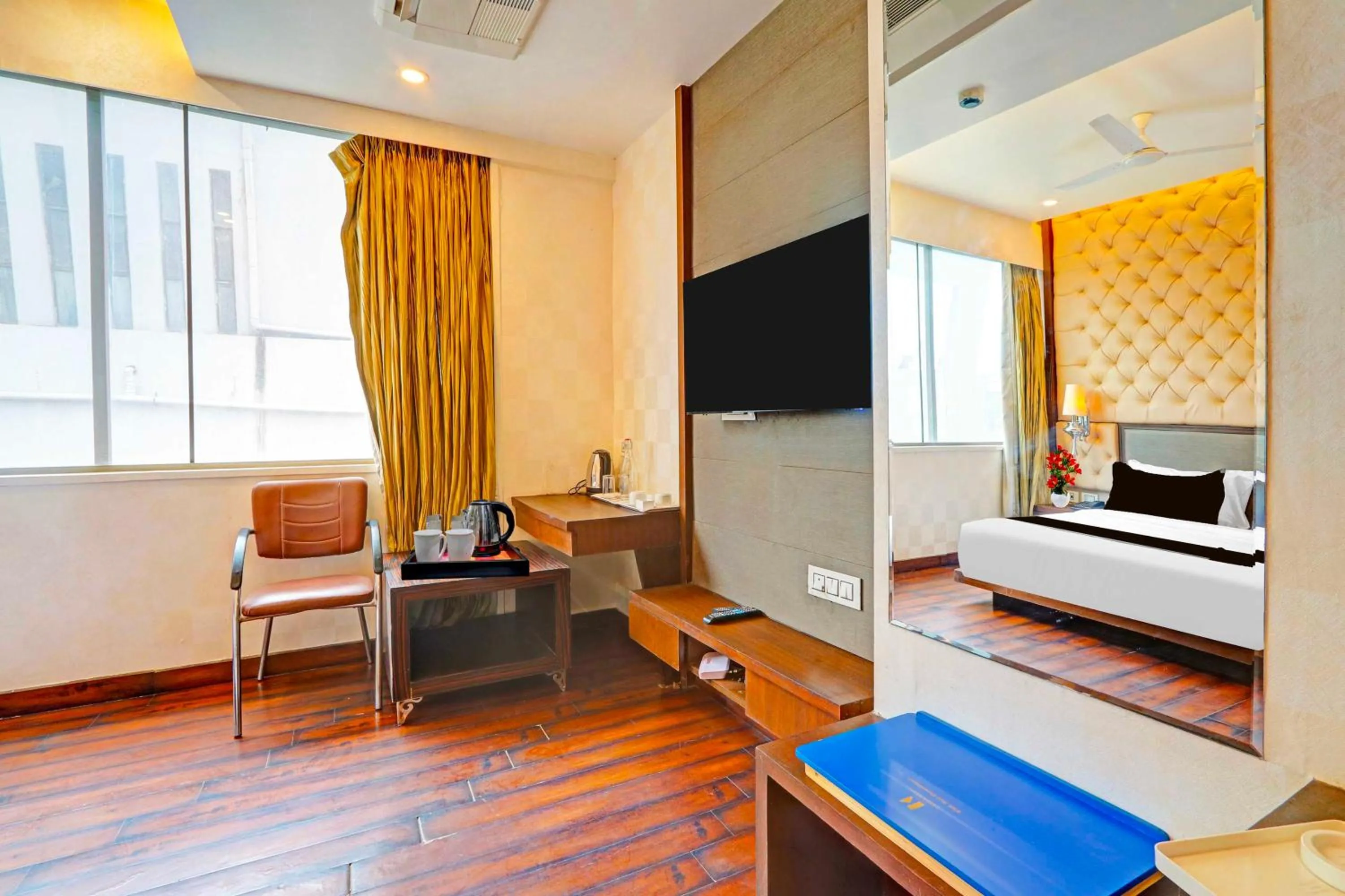 Bedroom, Bed in Townhouse Sitabuldi Railway Station